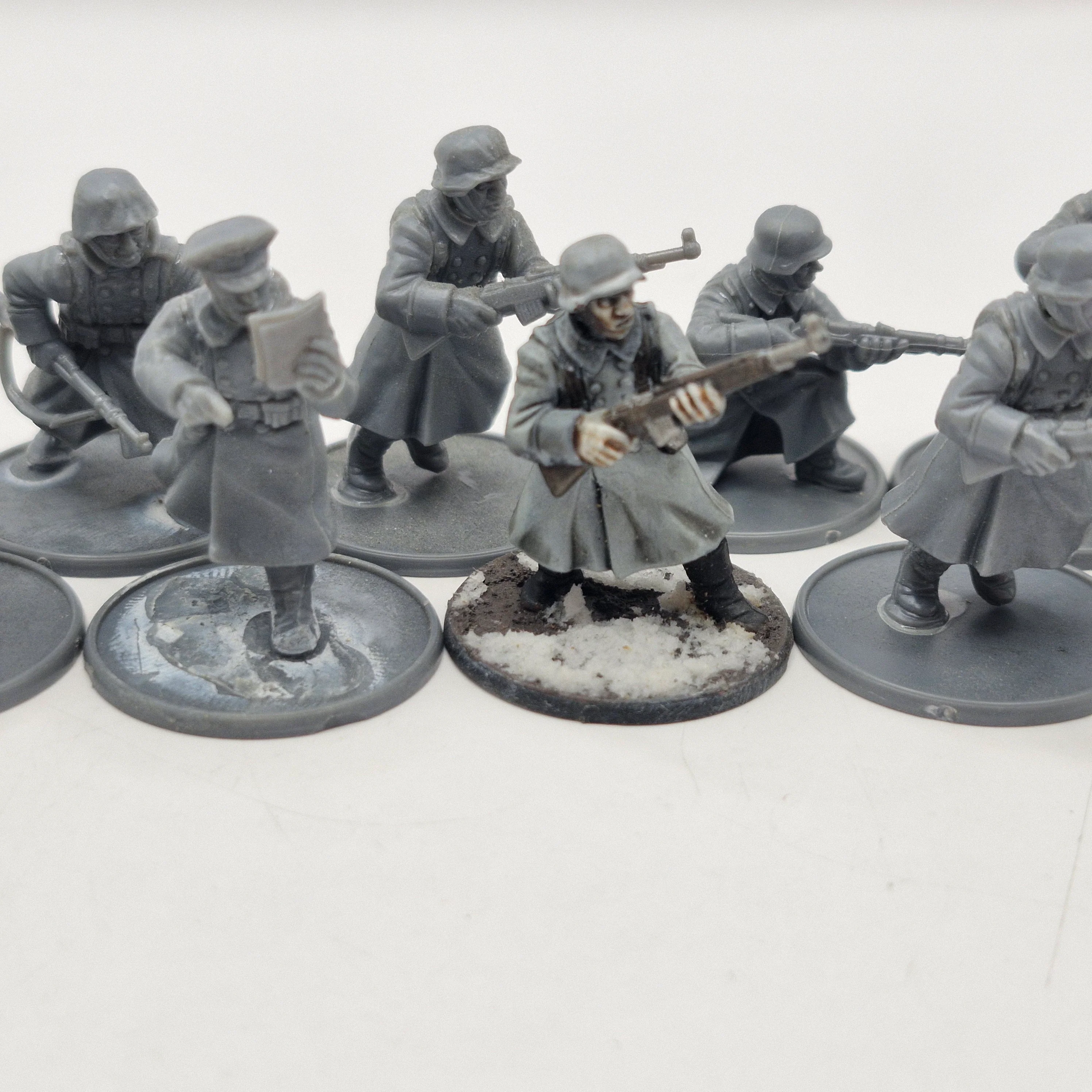 Bolt Action German Winter Infantry x12 AH073 - Image 3