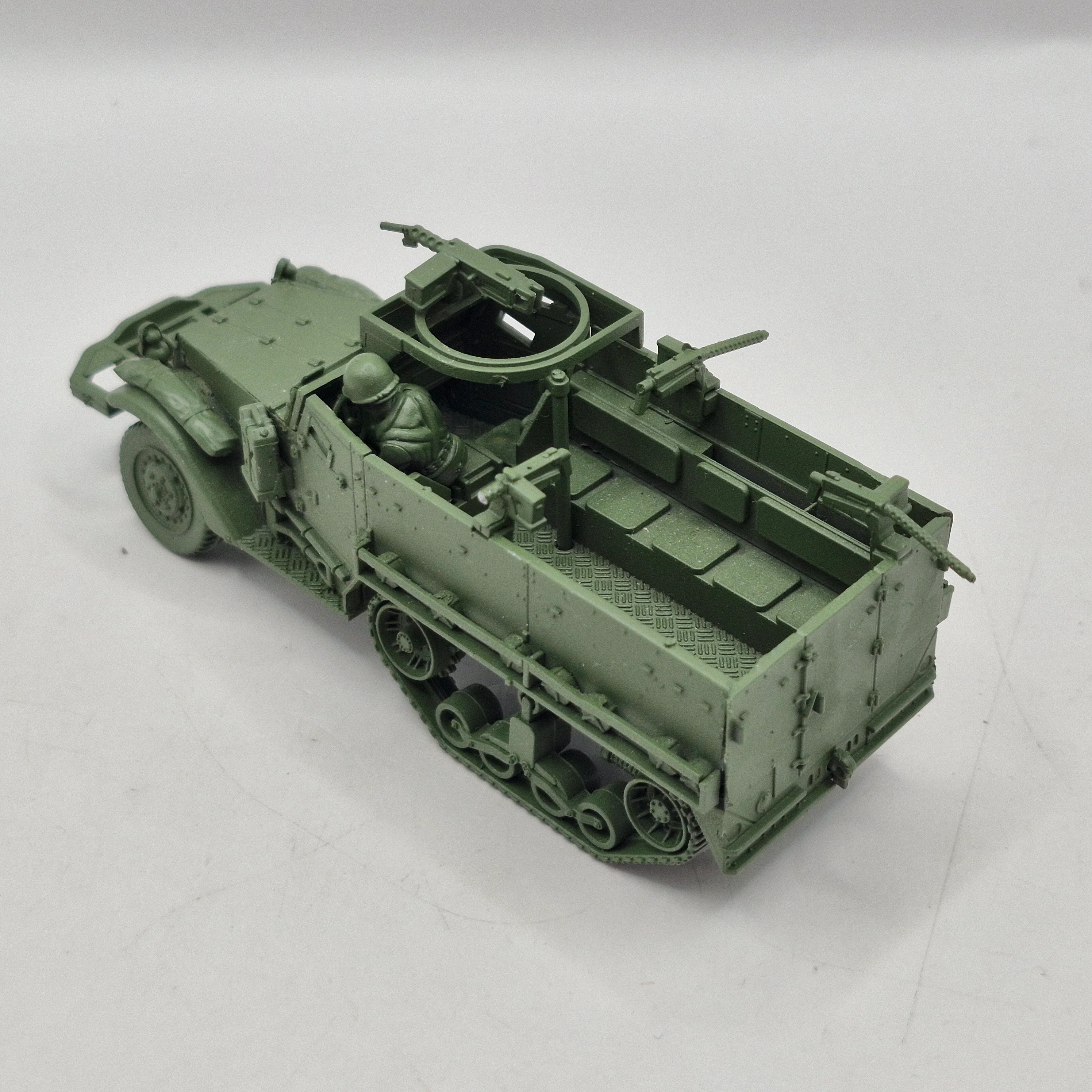 Bolt Action US M5 Half-Track AE139 - Image 3