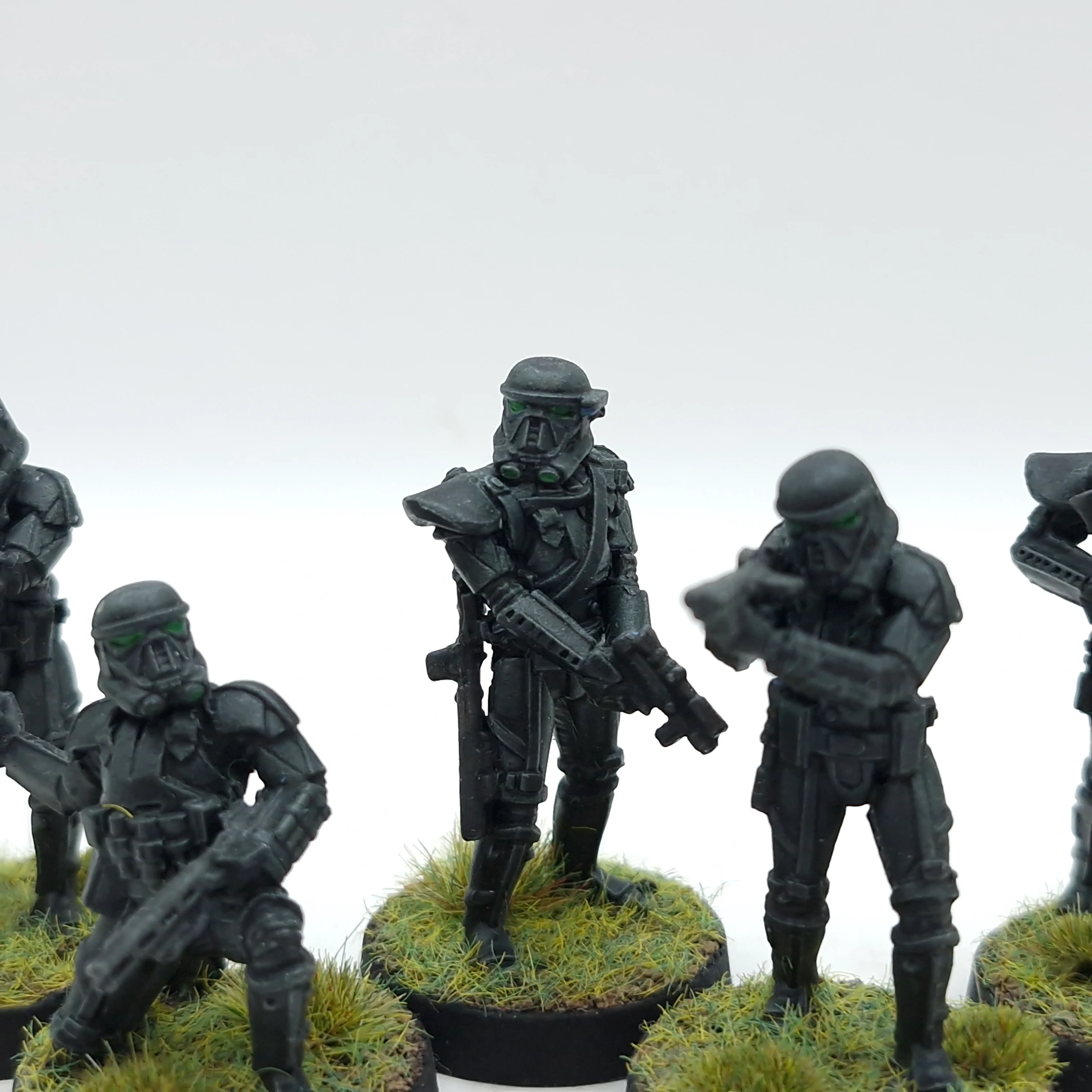 Star Wars Legion: Empire Death Troopers - Missing 1 Trooper (BI076) - Image 4