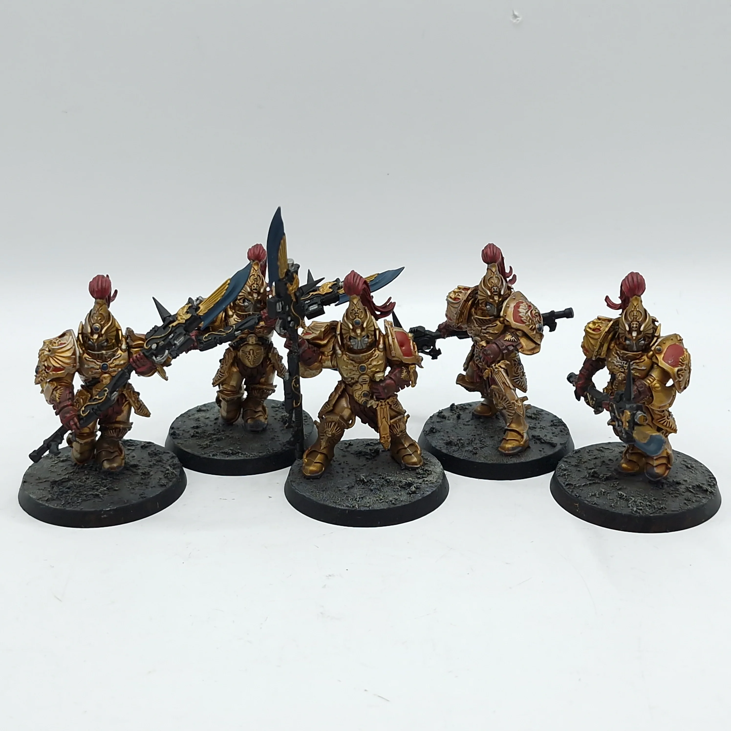 Warhammer 40k: Adeptus Custodes Custodian Guard - Painted (BJ200)