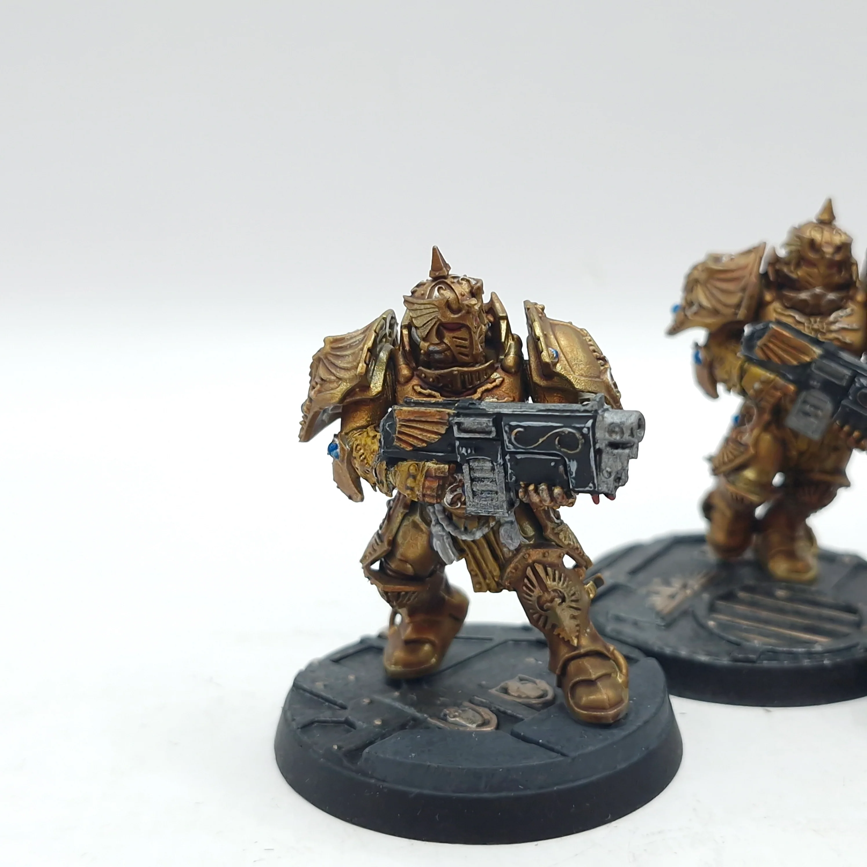 Warhammer 40k: Adeptus Custodes Forge World Sagittarum Guard - Painted (AZ183) - Image 2
