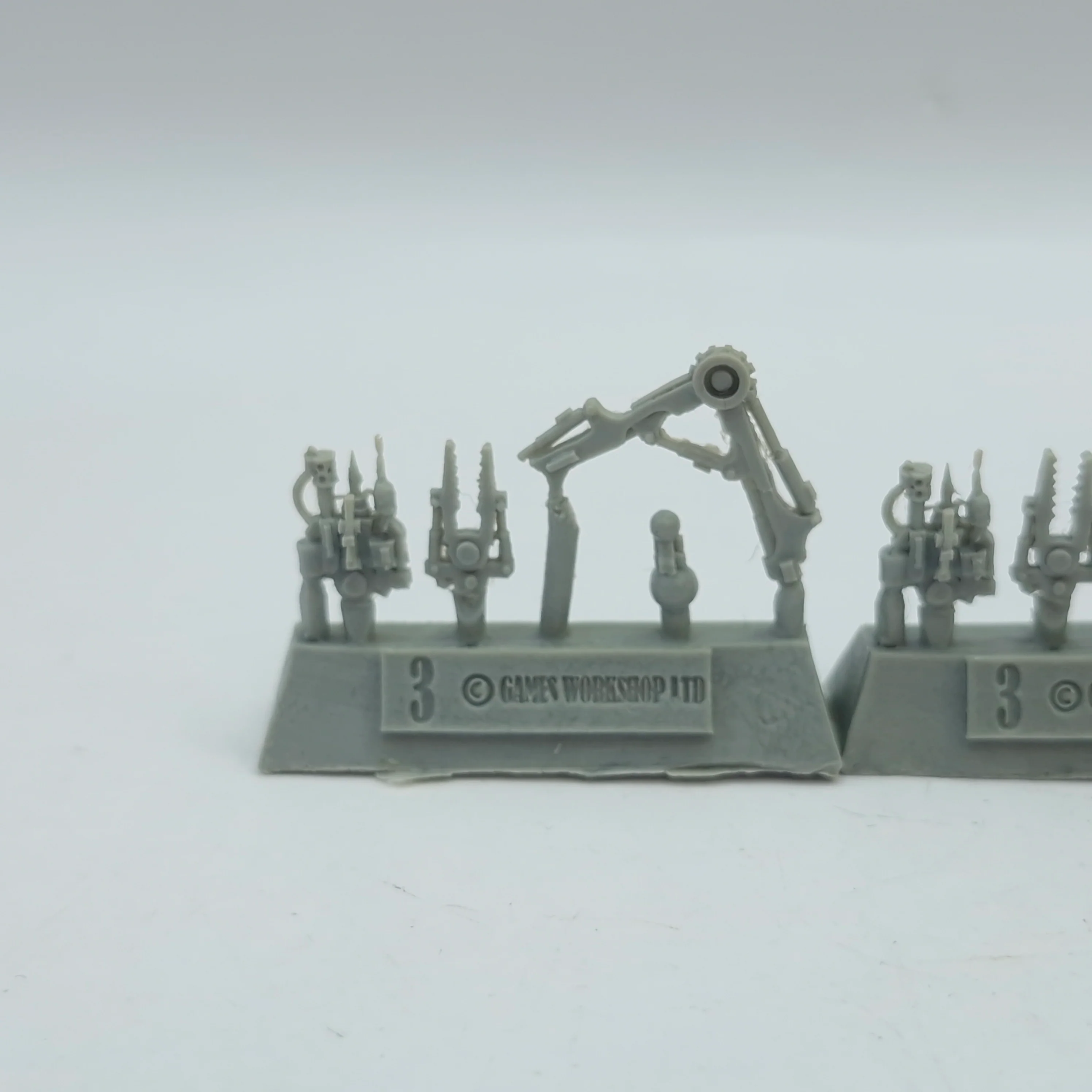 Warhammer 40k: Adeptus Titanicus Forge World Tech Priest Enginseer OOP (AJ204) - Image 2