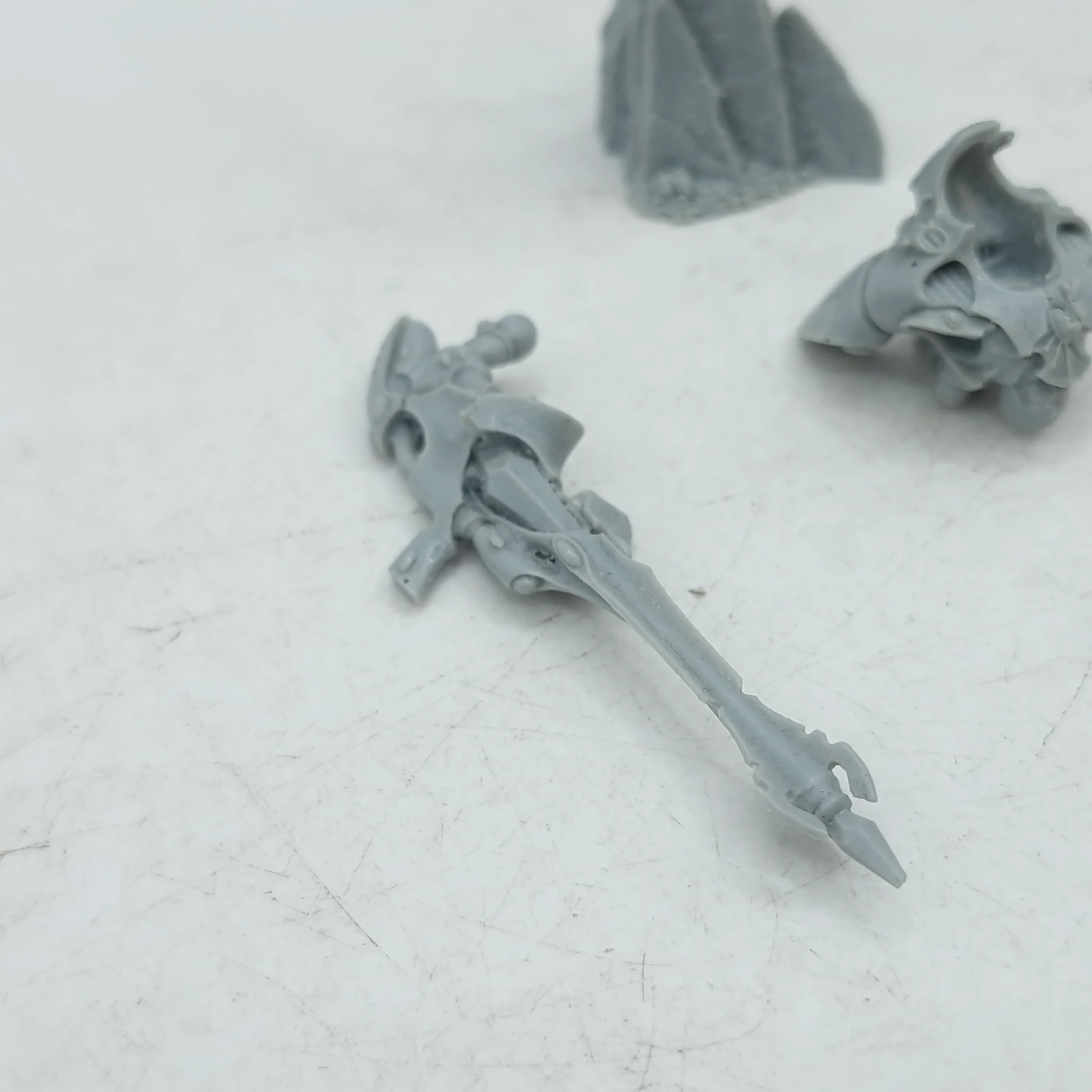 Warhammer 40k: Aeldari Eldar Spectres Exarch OOP (AE026) - Image 3