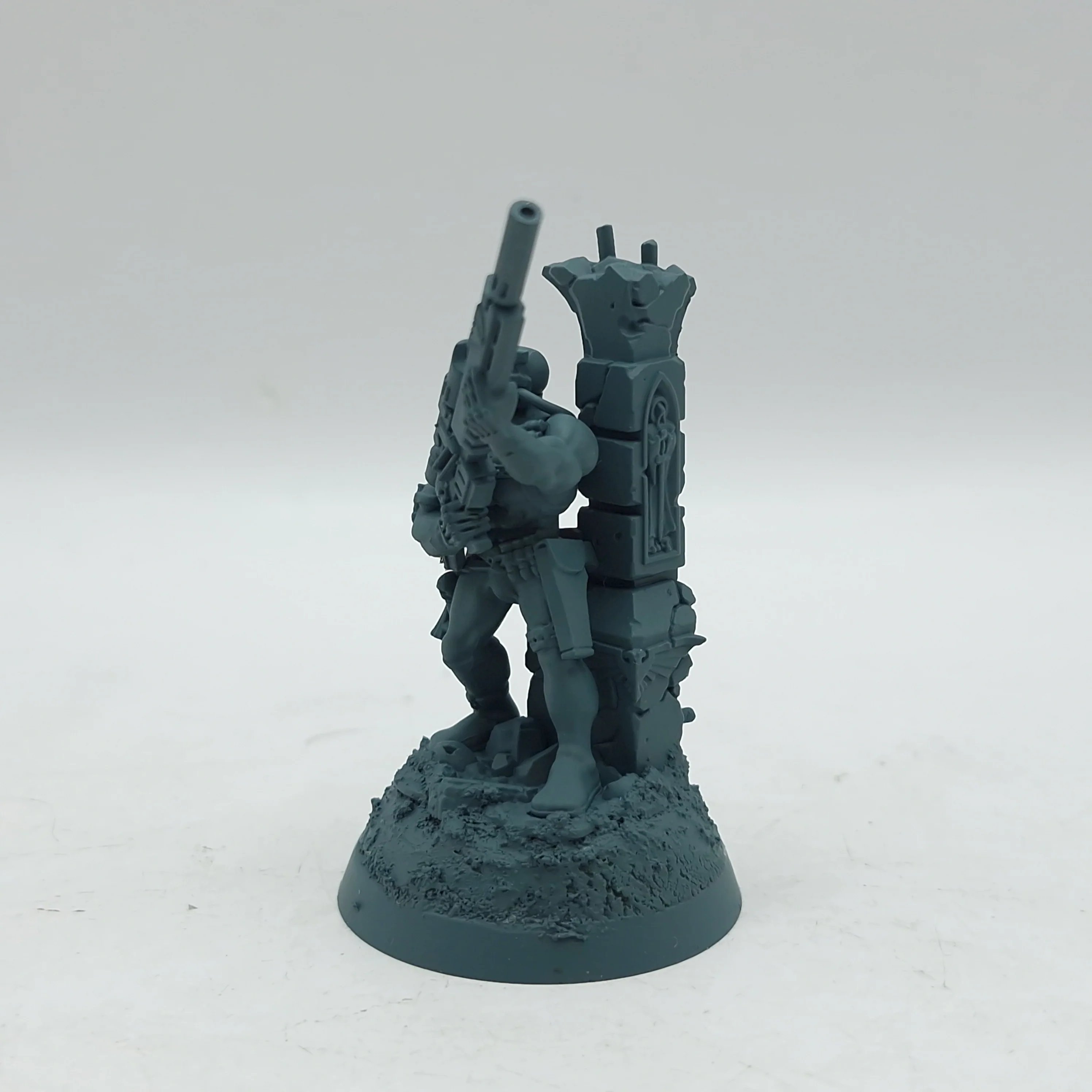 Warhammer 40k: Agents of the Imperium Vindicare Assassin (AD114) - Image 2