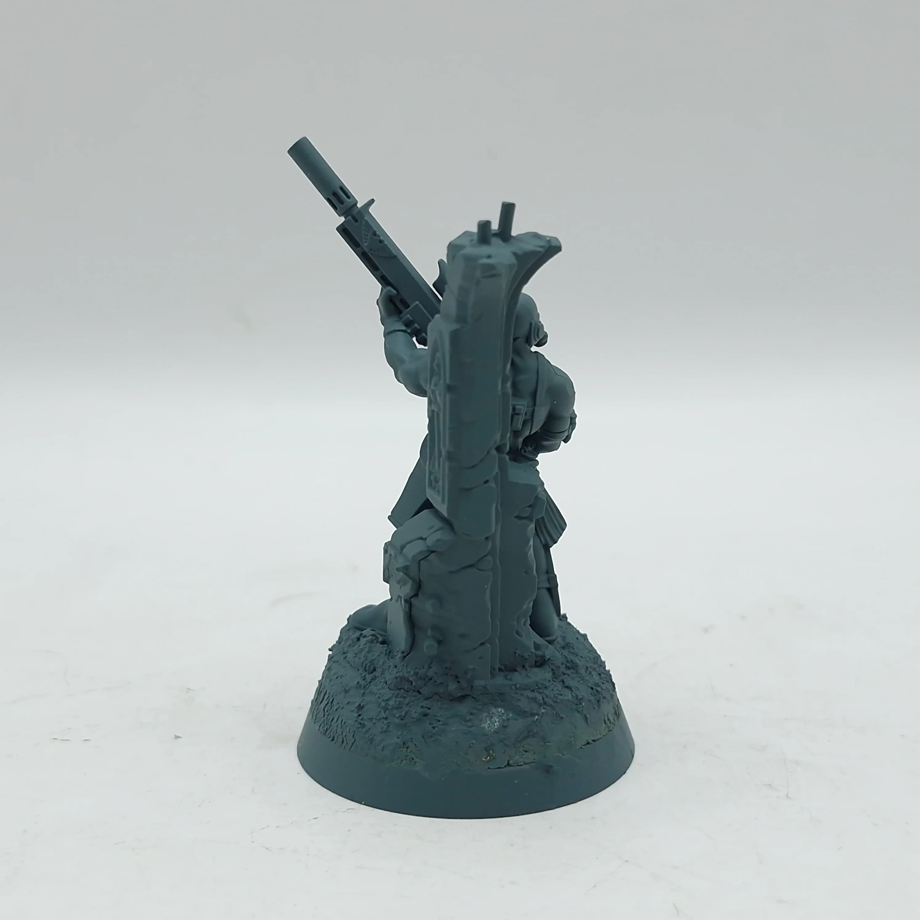 Warhammer 40k: Agents of the Imperium Vindicare Assassin (AD114) - Image 3