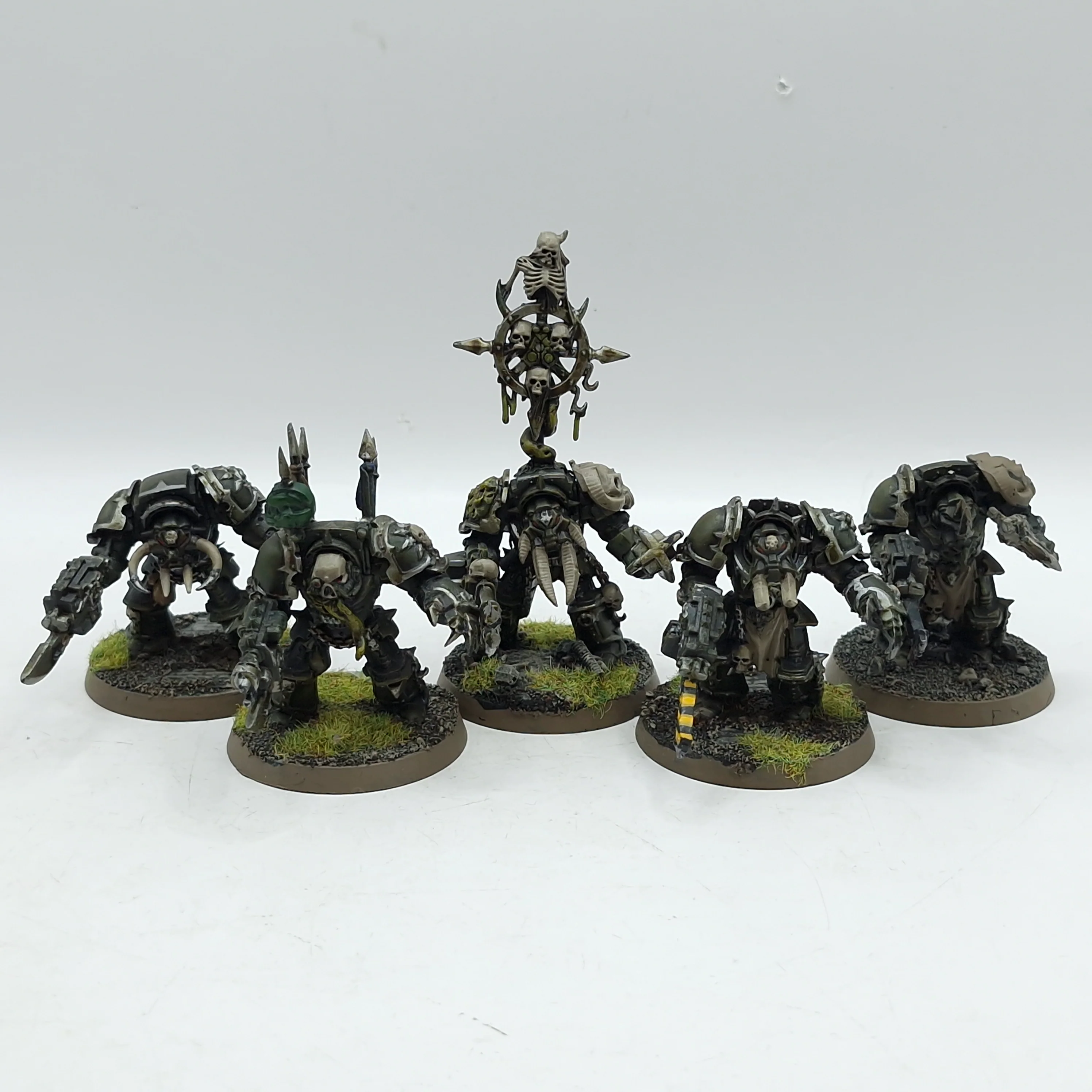 Warhammer 40k: Chaos Space Marines Old Terminators - Well Painted (BI190)