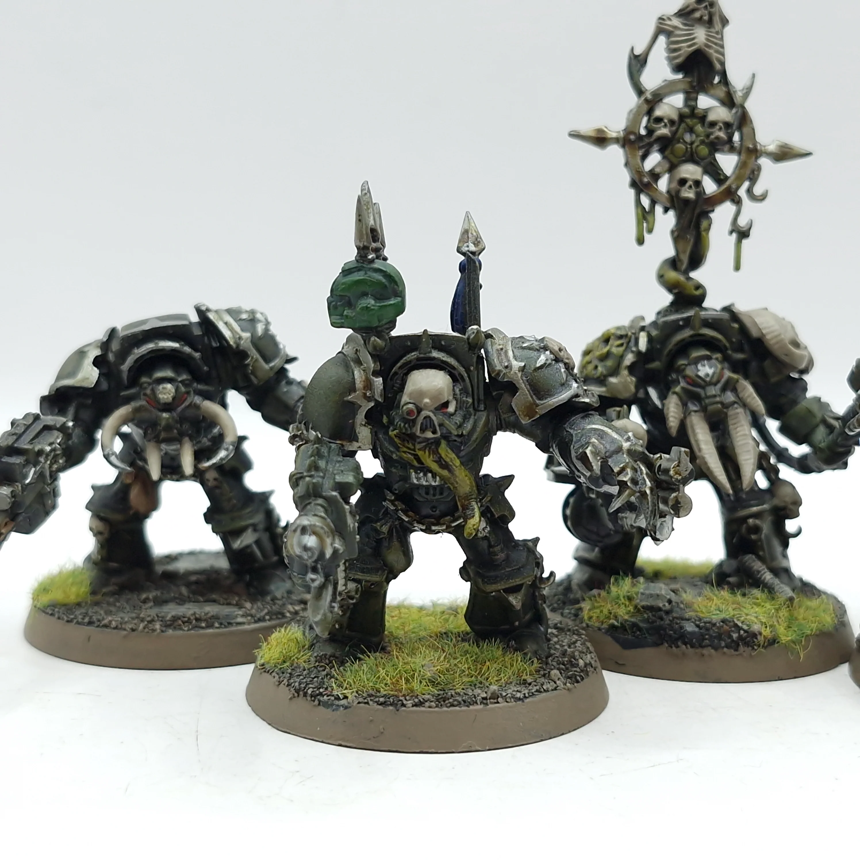 Warhammer 40k: Chaos Space Marines Old Terminators - Well Painted (BI190) - Image 3