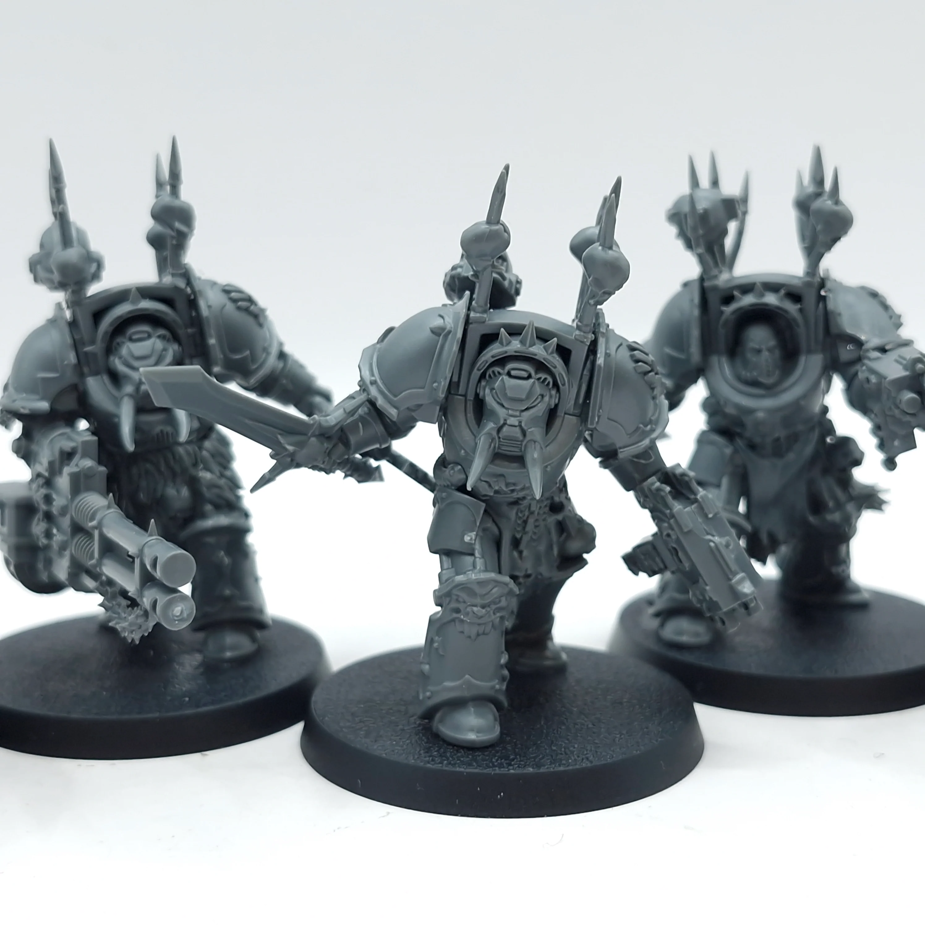 Warhammer 40k: Chaos Space Marines Red Corsairs Terminators (AD178) - Image 4