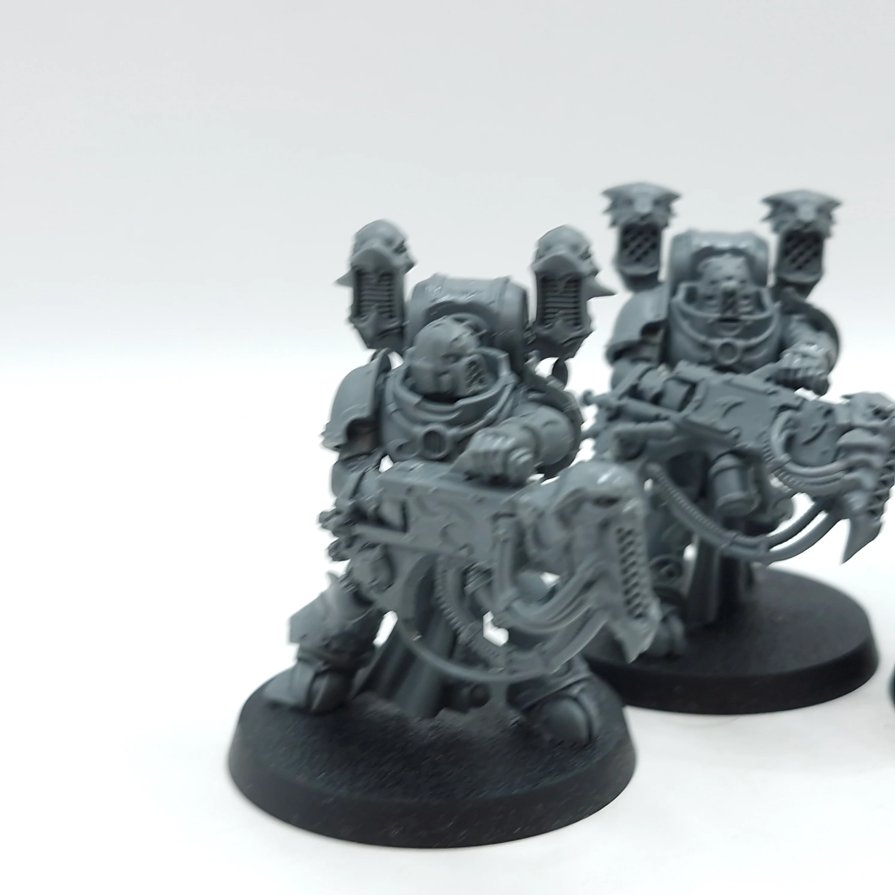 Warhammer 40k: Emperor's Children Noise Marines (AA229) - Image 2