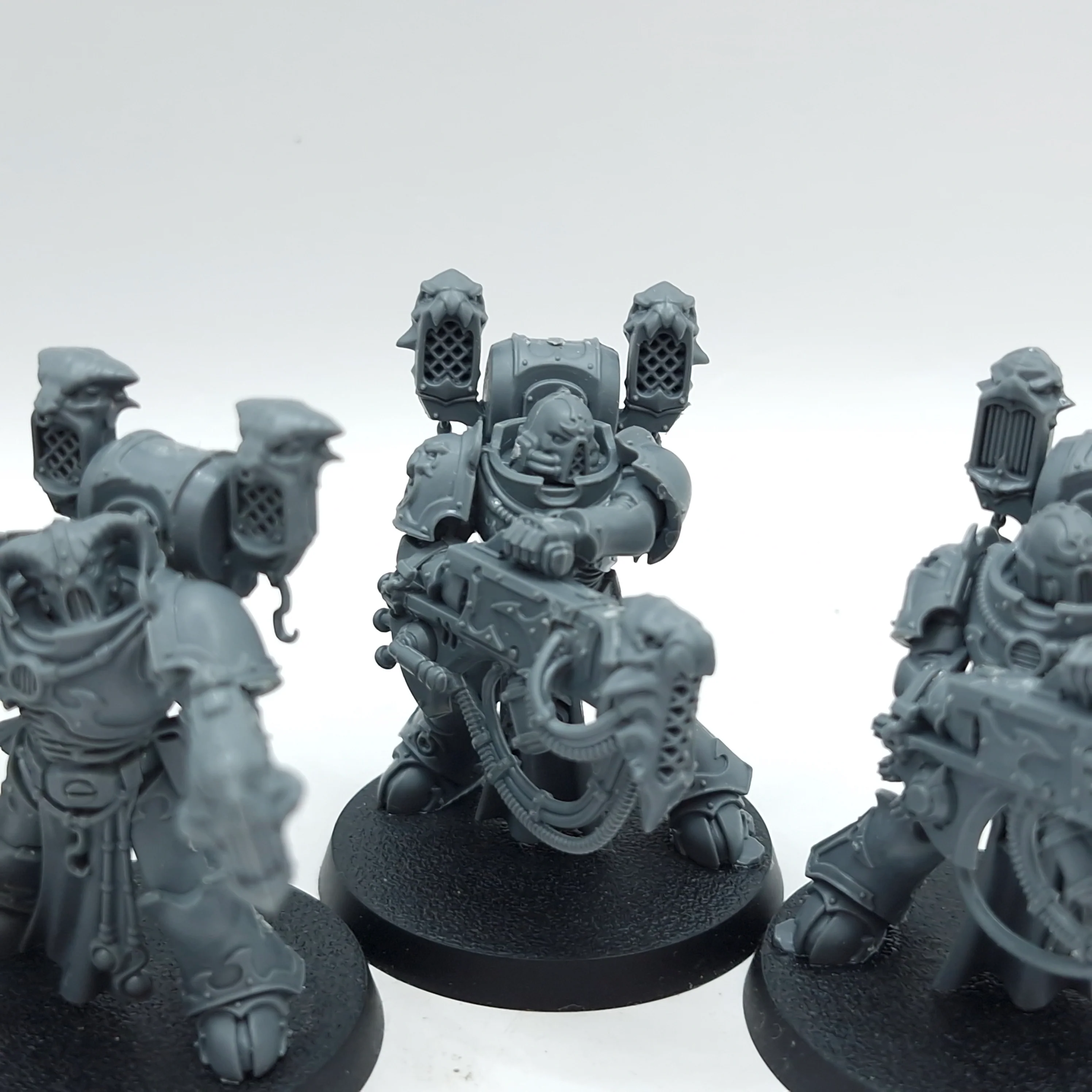 Warhammer 40k: Emperor's Children Noise Marines (AD104) - Image 6
