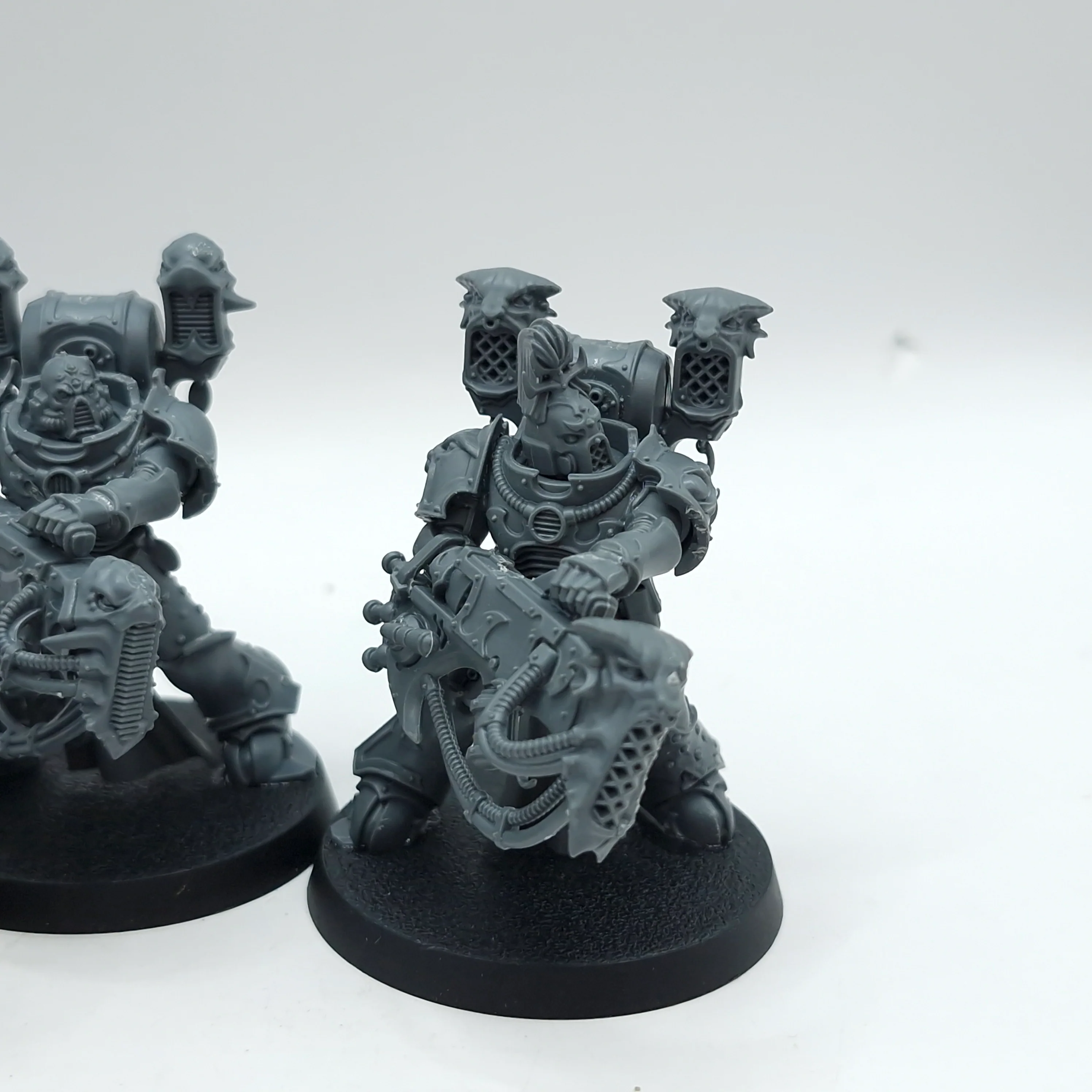 Warhammer 40k: Emperor's Children Noise Marines (AT107) - Image 7