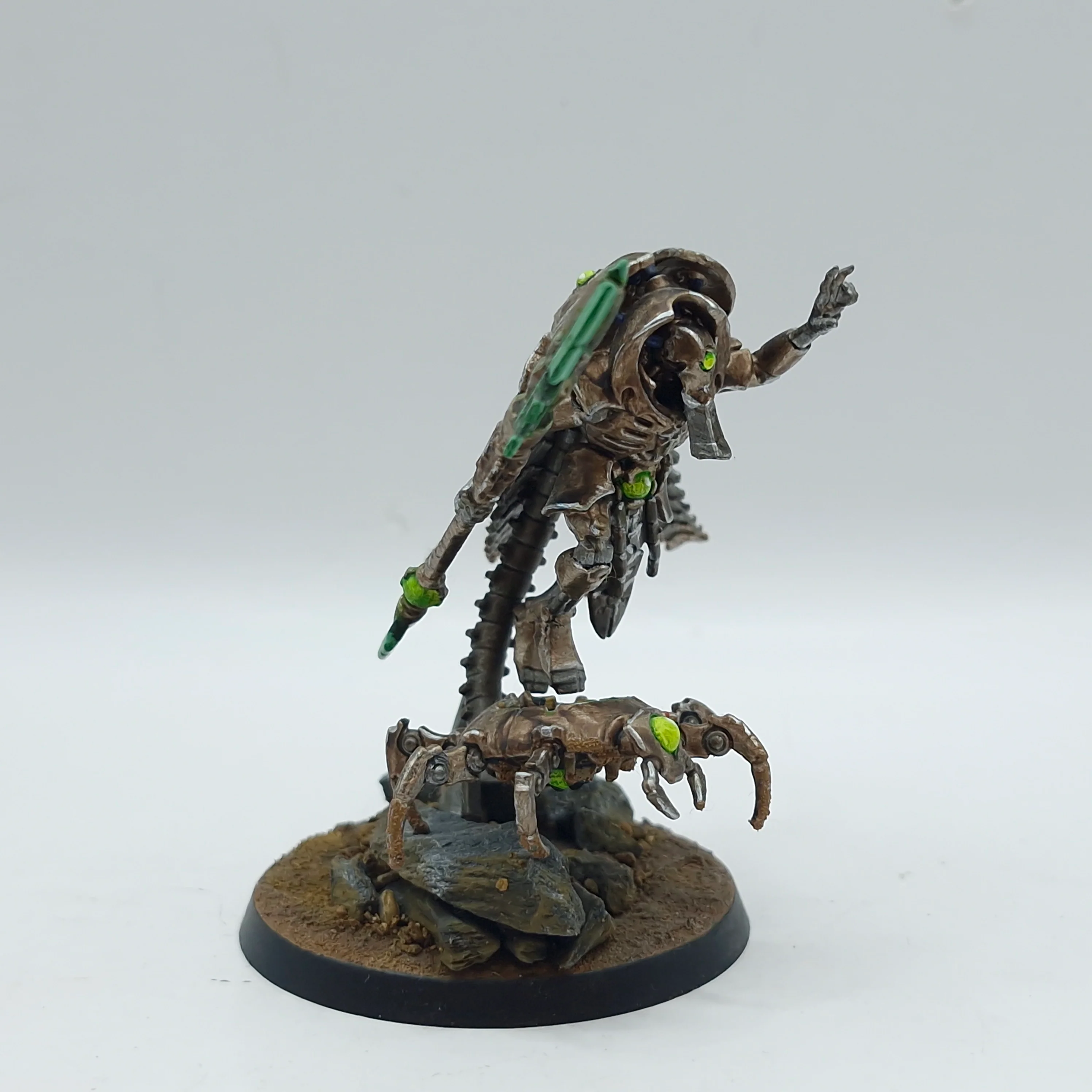 Warhammer 40k: Necron Cryptek Technomancer - Painted (AJ140) - Image 5