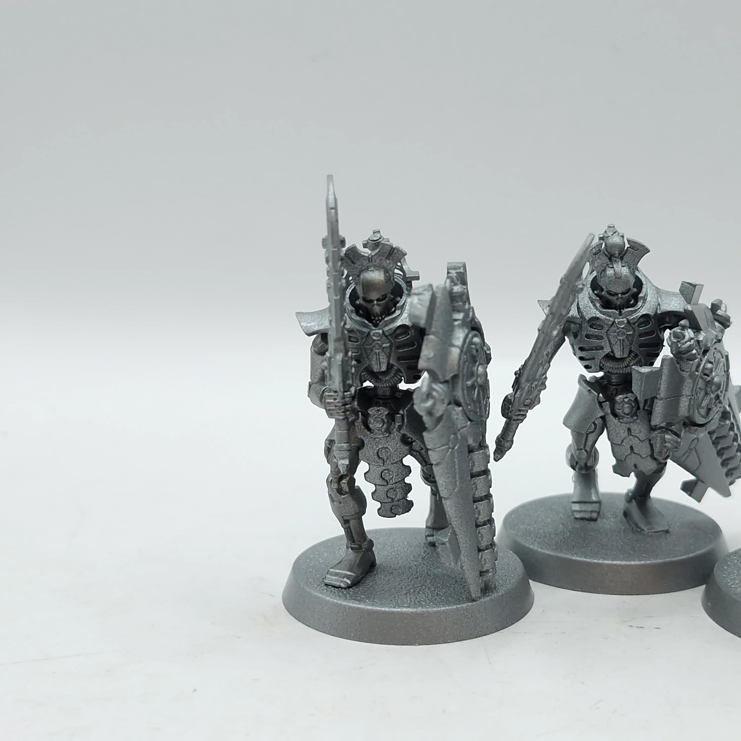 Warhammer 40k: Necrons Lychguard with Shields (AJ215) - Image 2