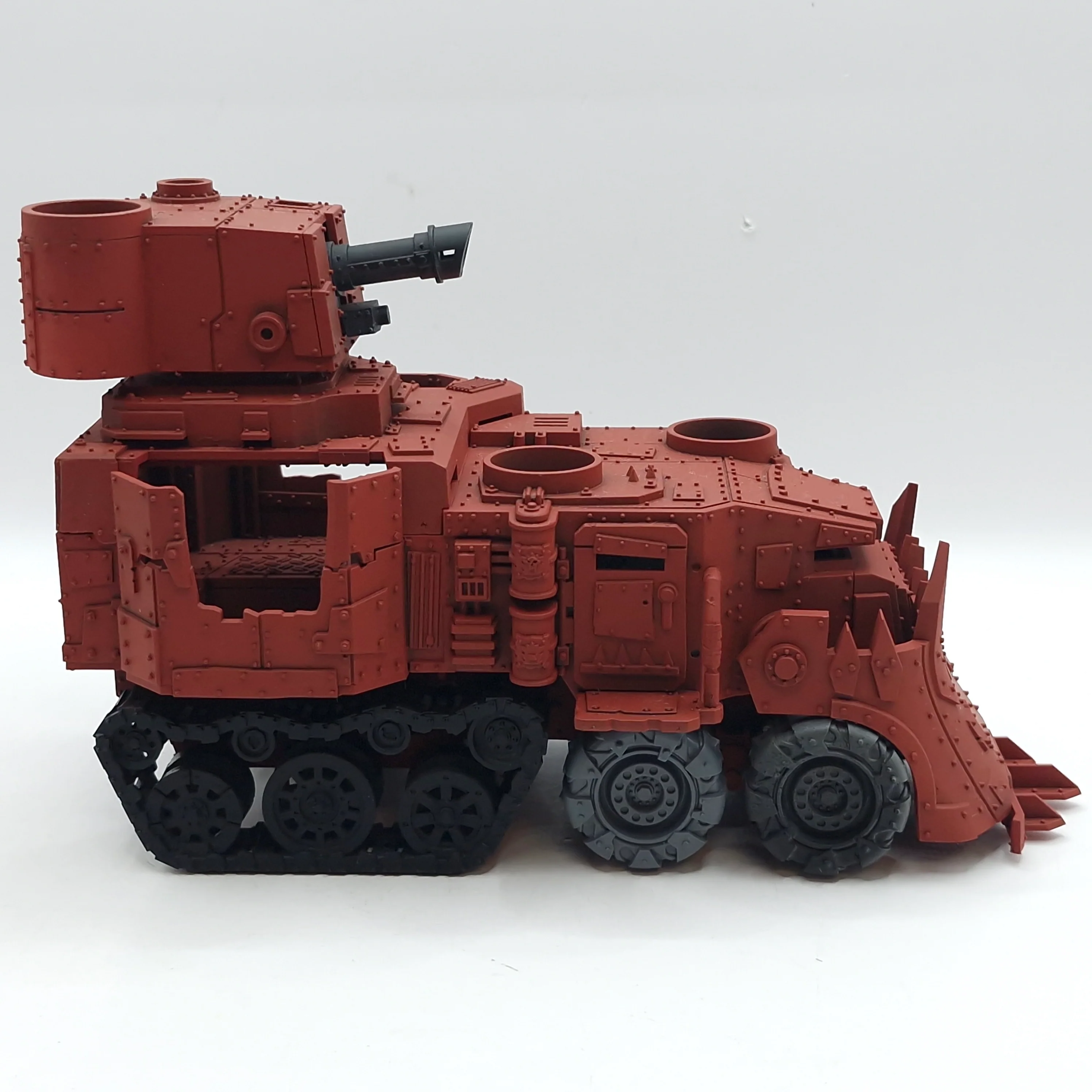 Warhammer 40k: Orks Battlewagon - Part Painted (AX052) - Image 5
