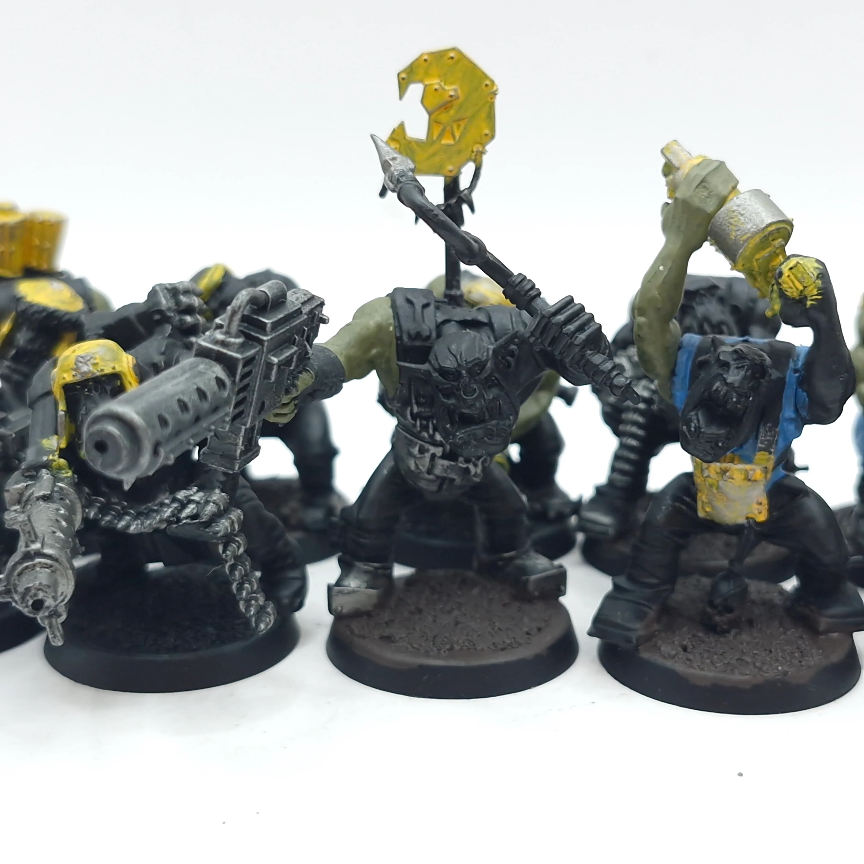 Warhammer 40k: Orks Boyz - Part Painted (AZ218) - Image 3