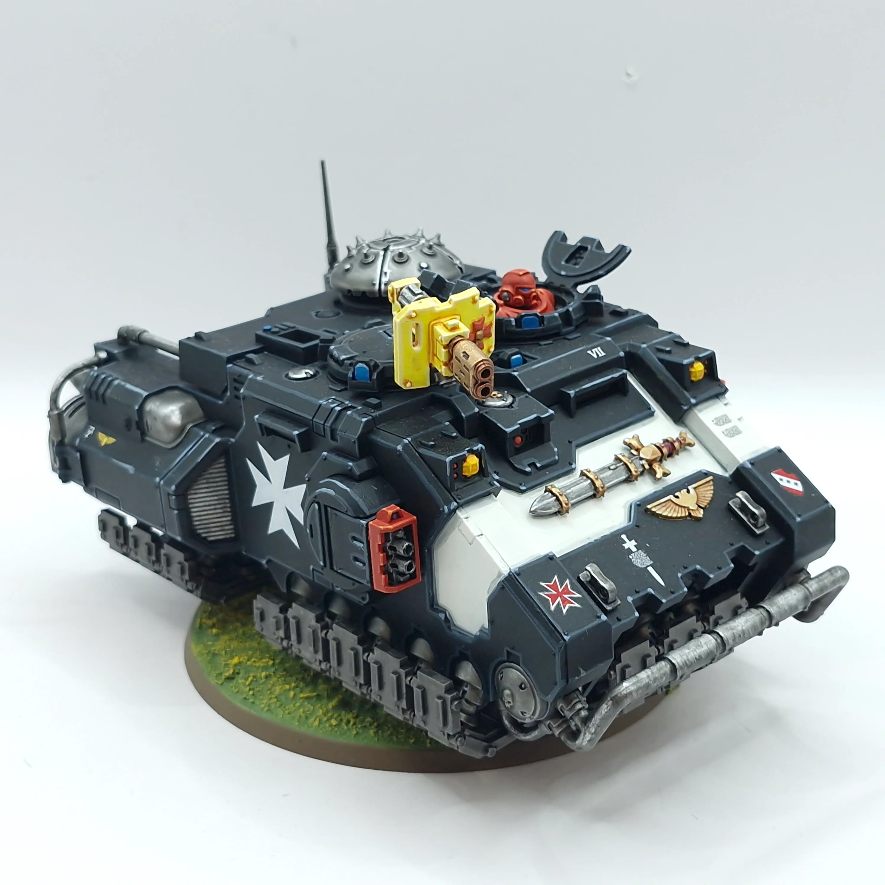 Warhammer 40k: Space Marines Black Templars Impulsor - Well Painted (BF072) - Image 6