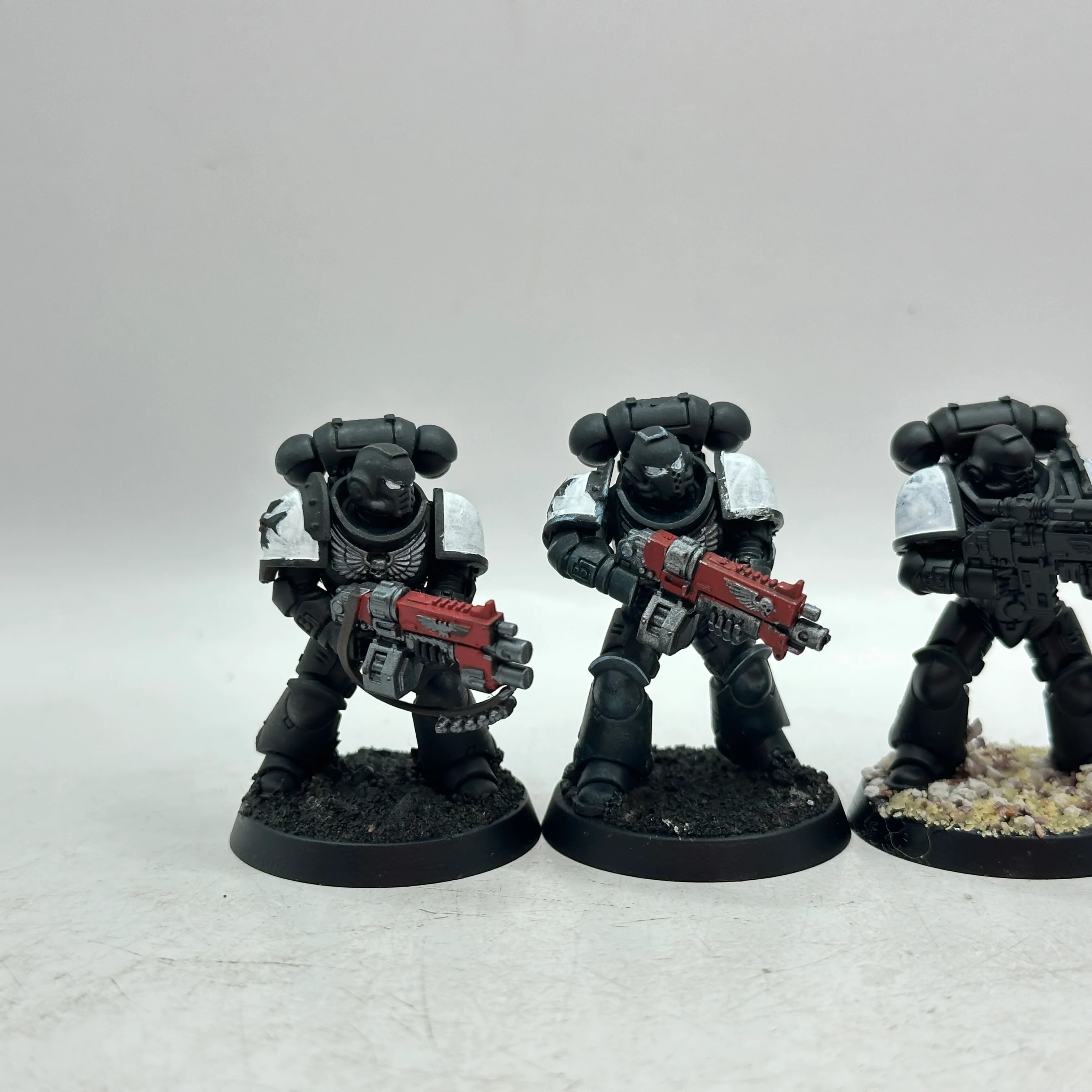 Warhammer 40k: Space Marines Black Templars Intercessors (AH019) - Image 5