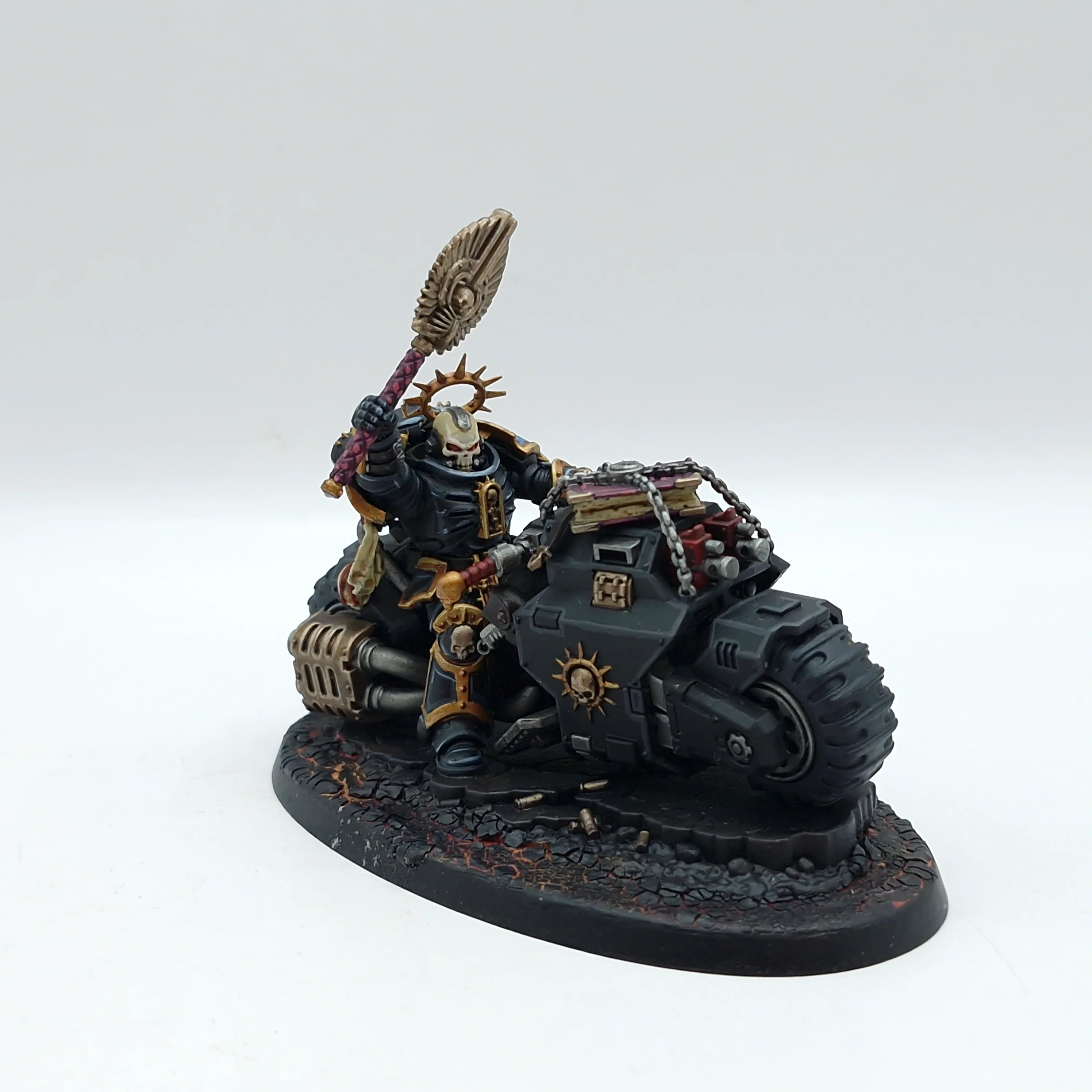 Warhammer 40k: Space Marines Chaplain on Bike - Well Painted (AA178)