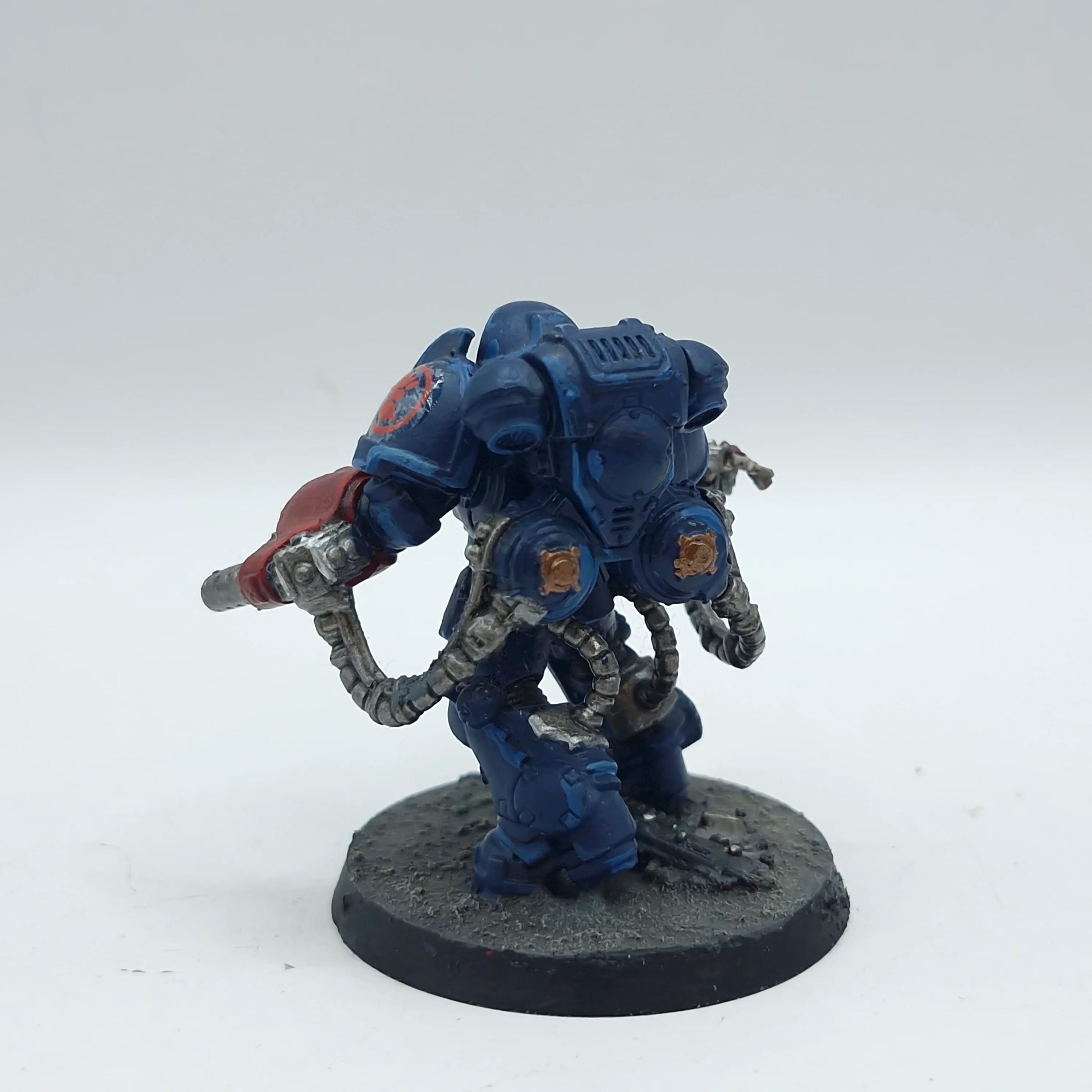 Warhammer 40k: Space Marines Crimson Fists Aggressors - Painted (AD207) - Image 3
