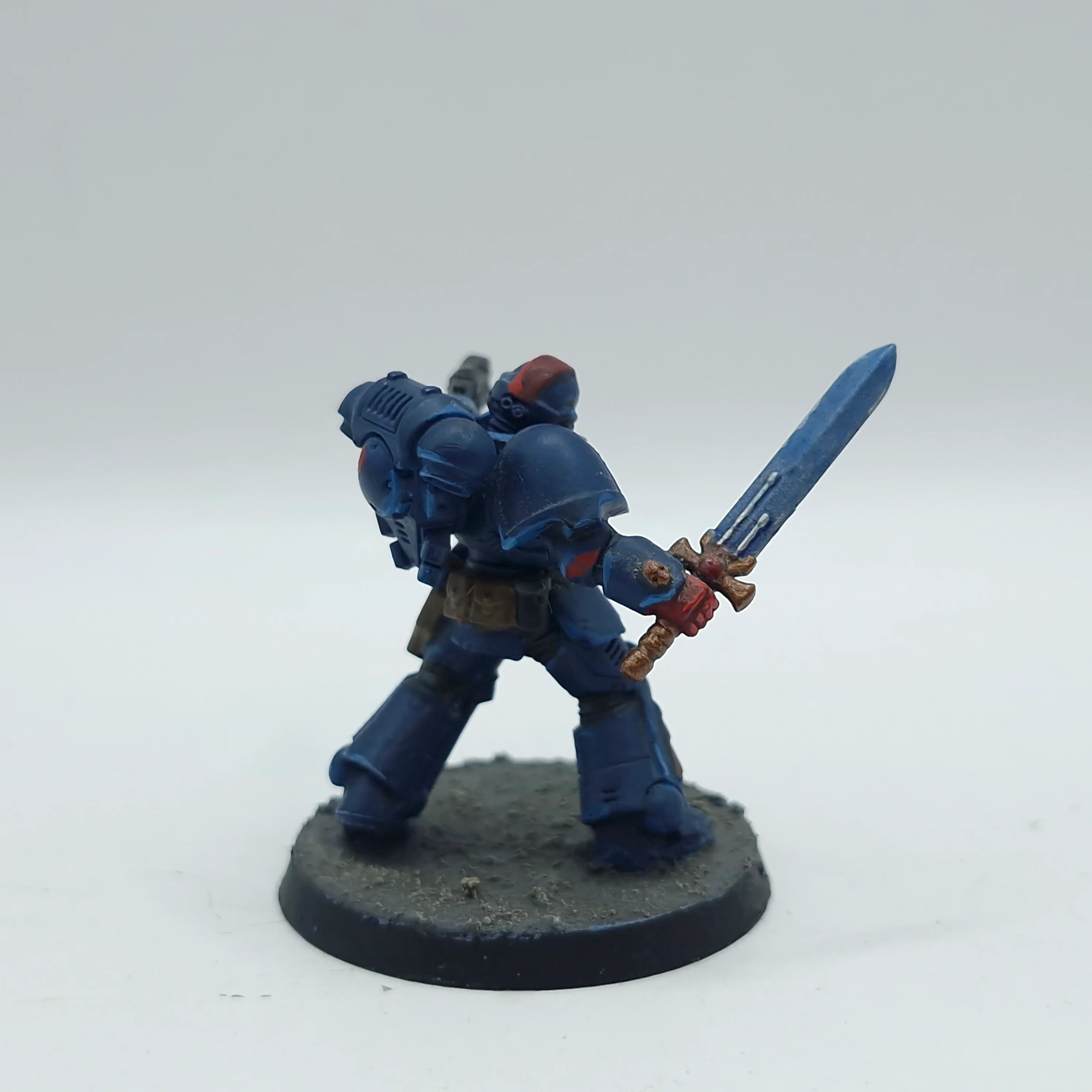 Warhammer 40k: Space Marines Crimson Fists Dark Imperium Lieutenants - Painted (AE219) - Image 4