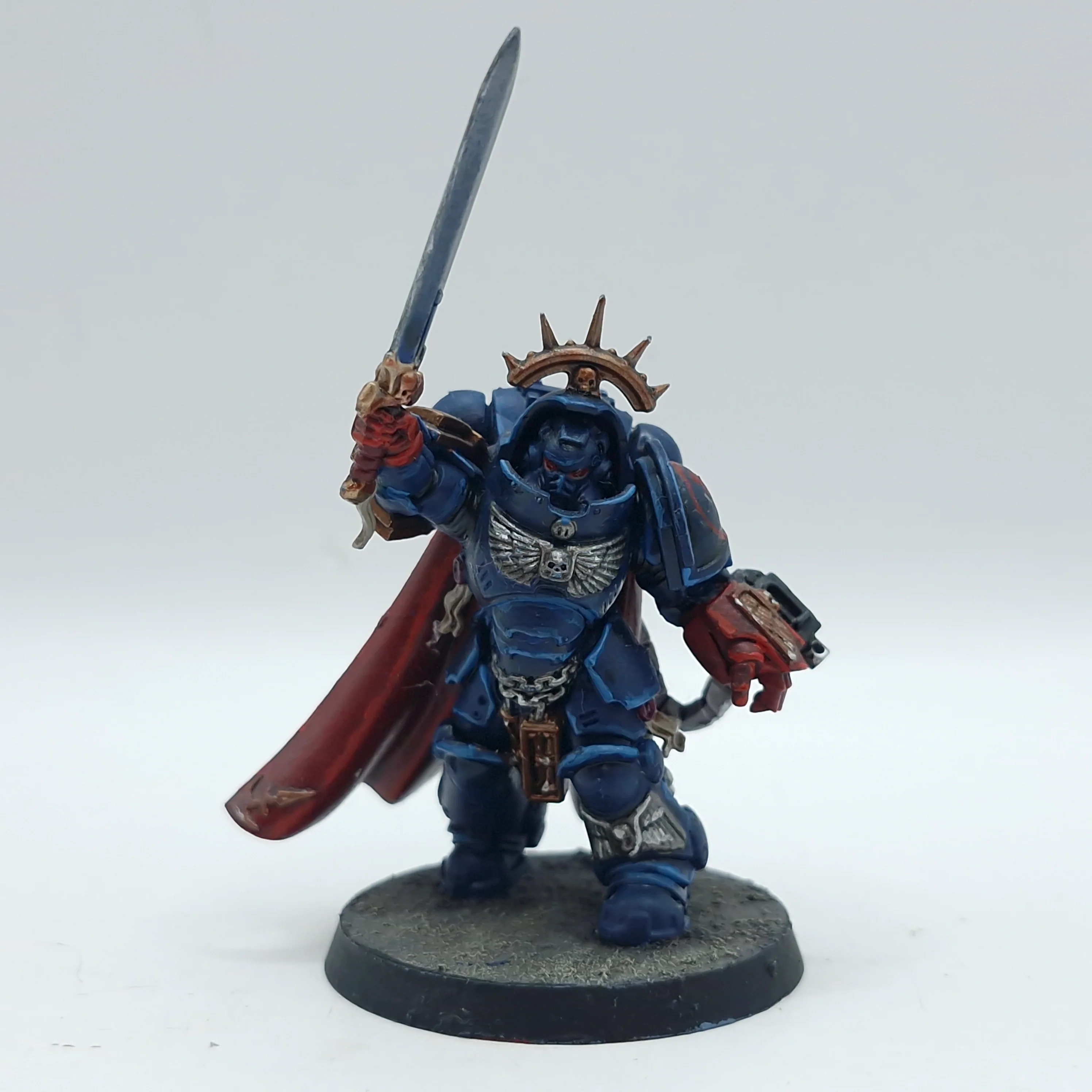 Warhammer 40k: Space Marines Crimson Fists Gravis Captain - Painted (AD061)