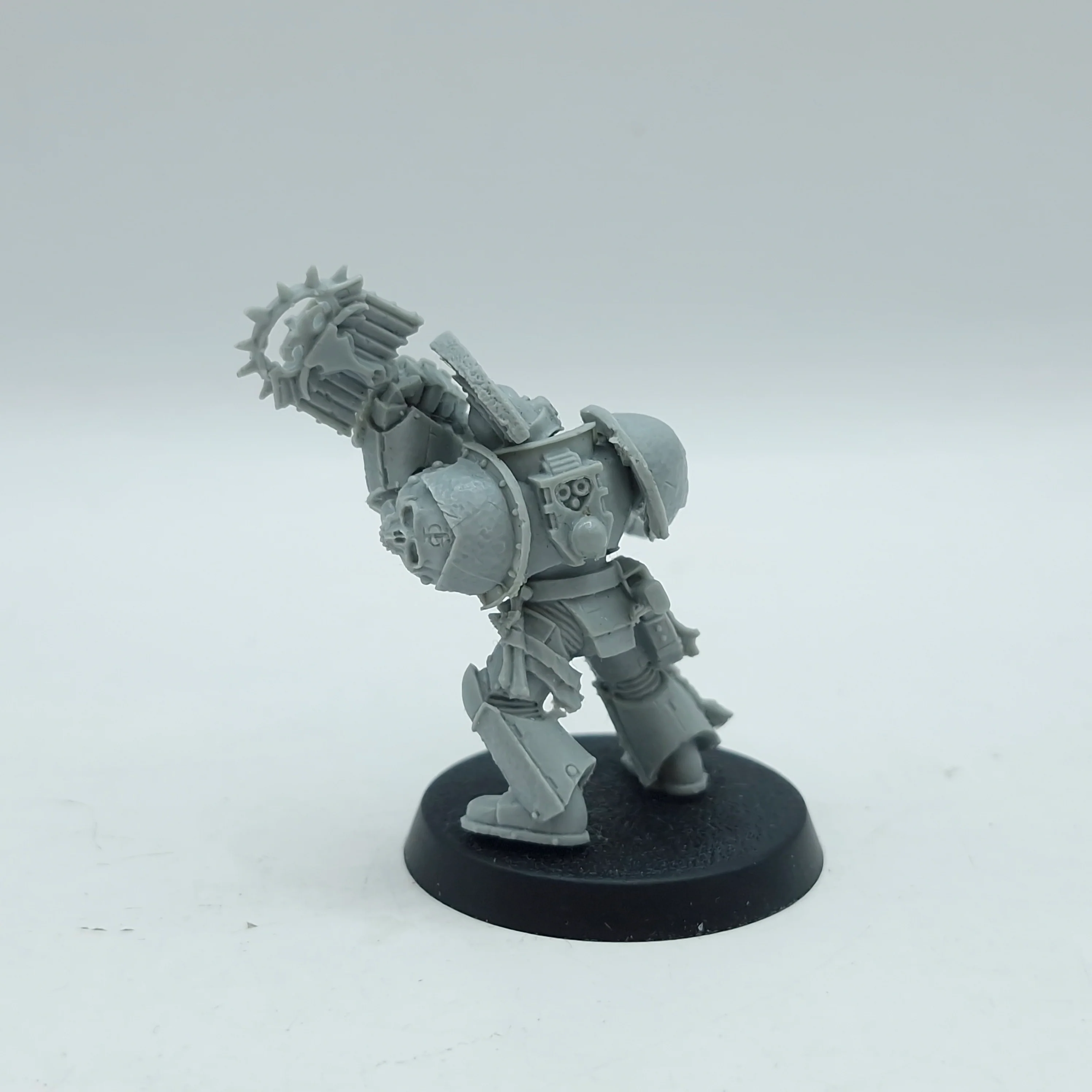Warhammer 40k: Space Marines Forge World Minotaurs Ivanus Enkomi - Missing Backpack (AQ136) - Image 3