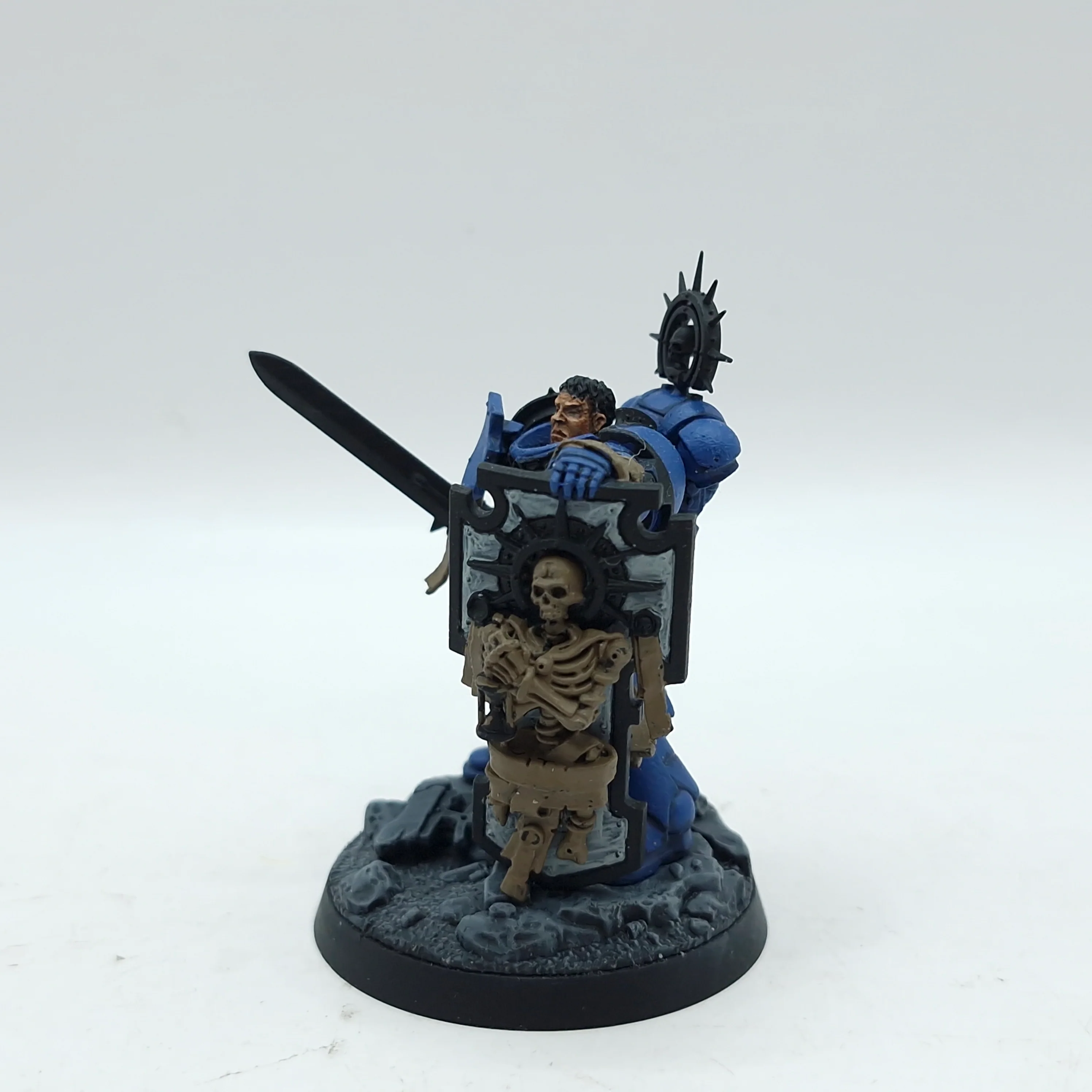 Warhammer 40k: Space Marines Indomitus Captain (BA034) - Image 2