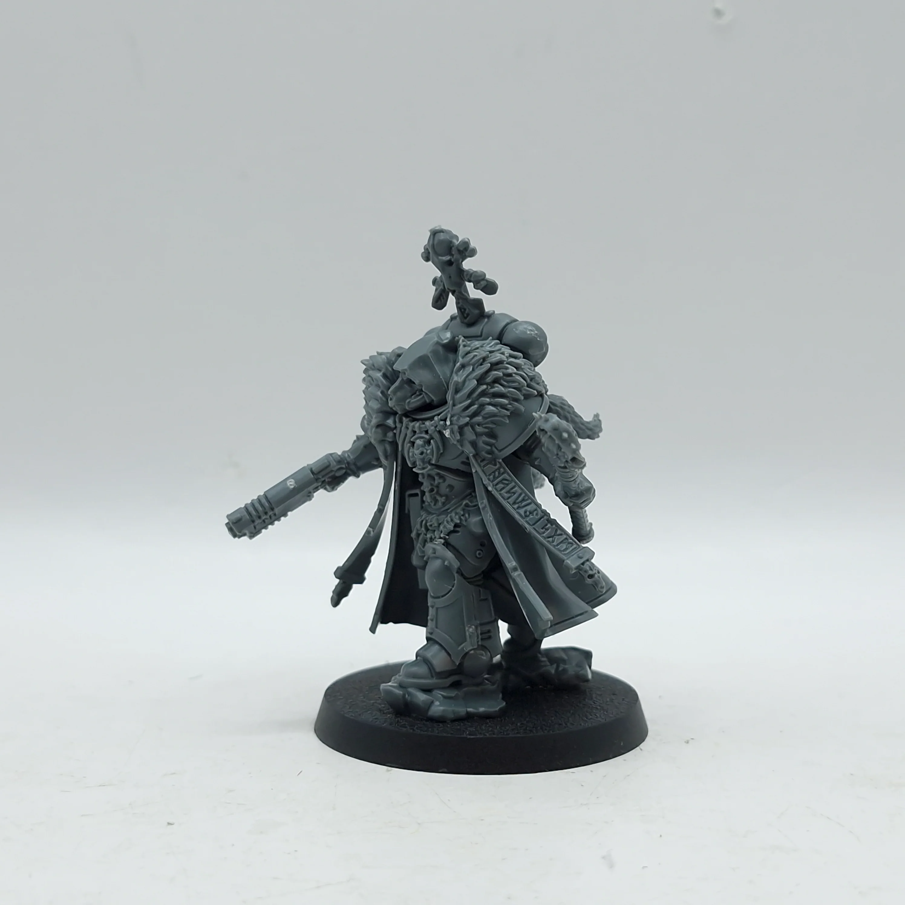 Warhammer 40k: Space Marines Space Wolves Wolf Priest (AZ212) - Image 2