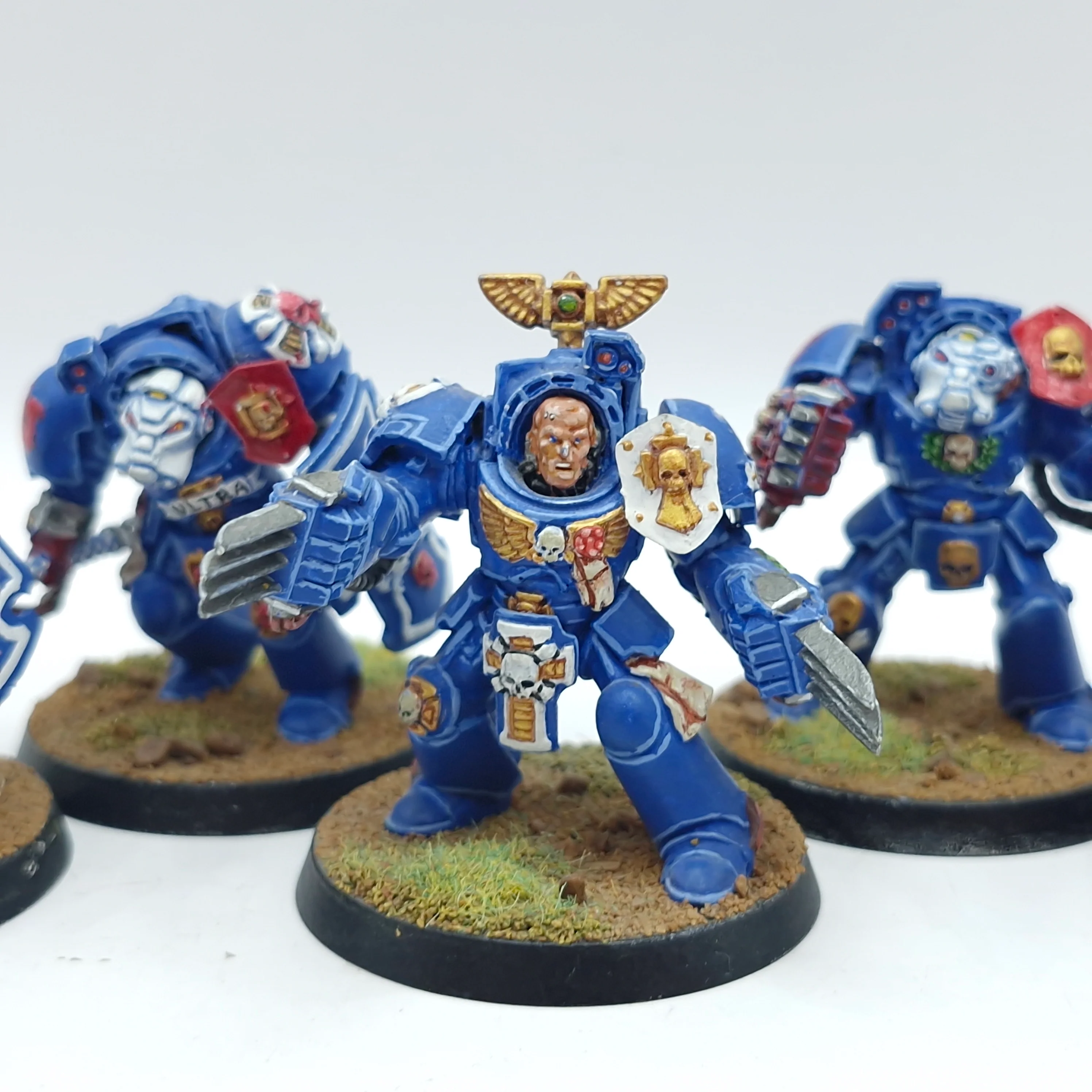 Warhammer 40k: Space Marines Ultramarines Assault Terminators Classic Paint Scheme - Painted (AW005) - Image 4