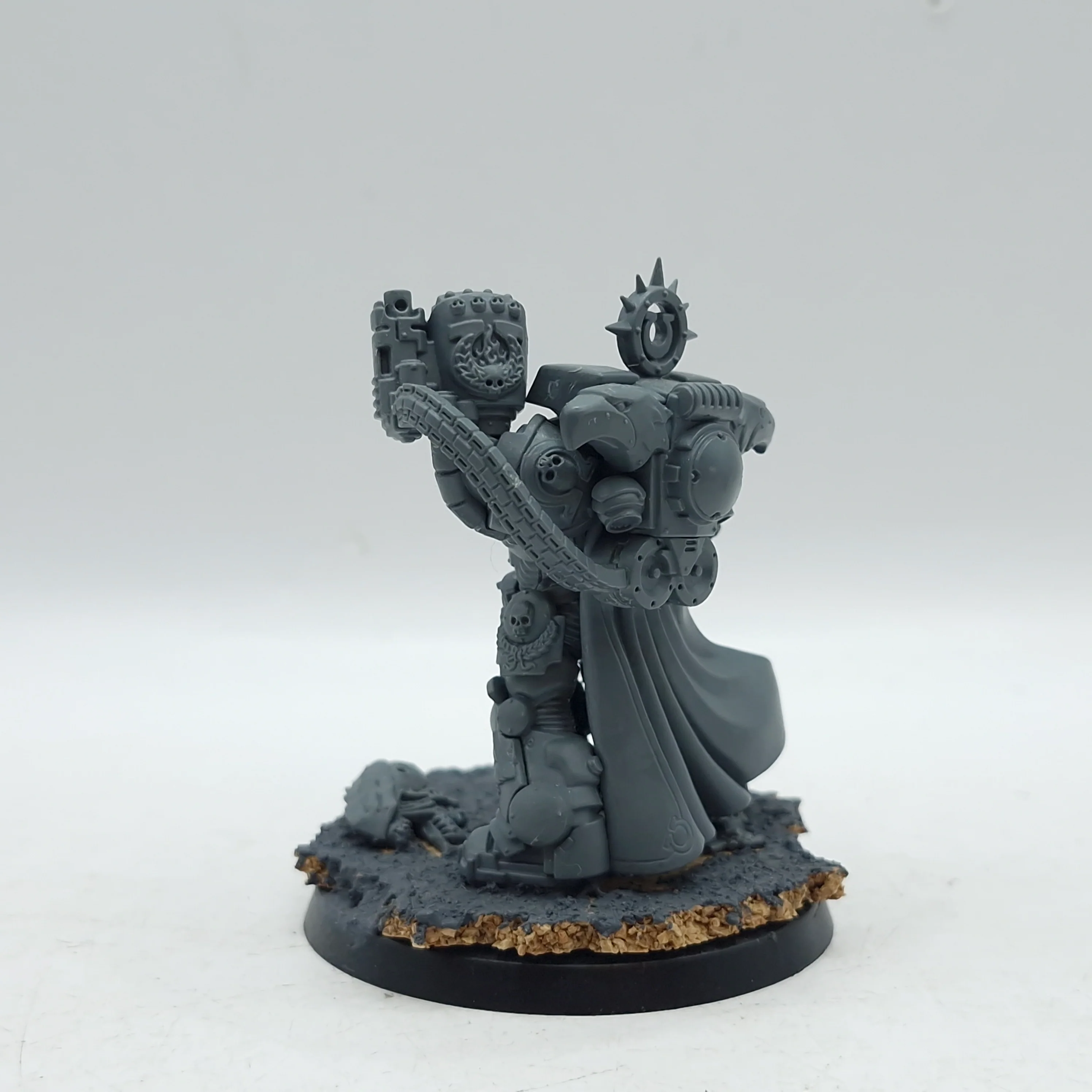 Warhammer 40k: Space Marines Ultramarines Marneus Clagar (BI216) - Image 5