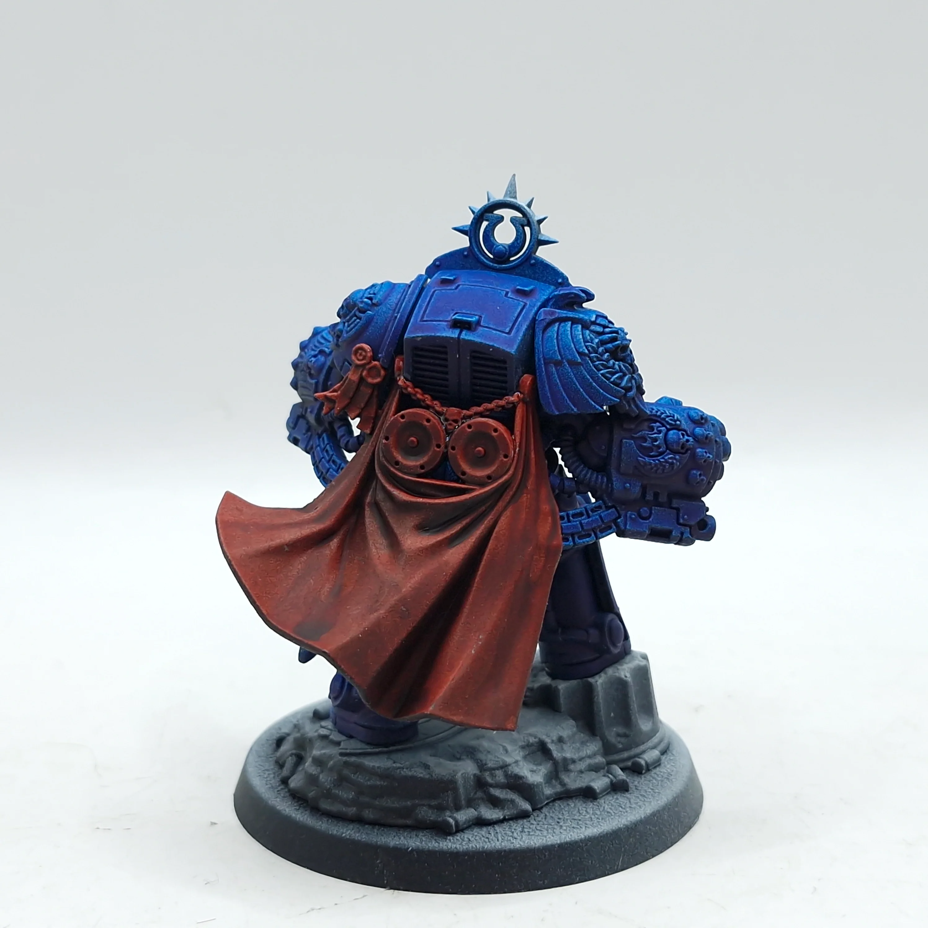Warhammer 40k: Space Marine Ultramarines Marneus Calgar (BH126) - Image 3