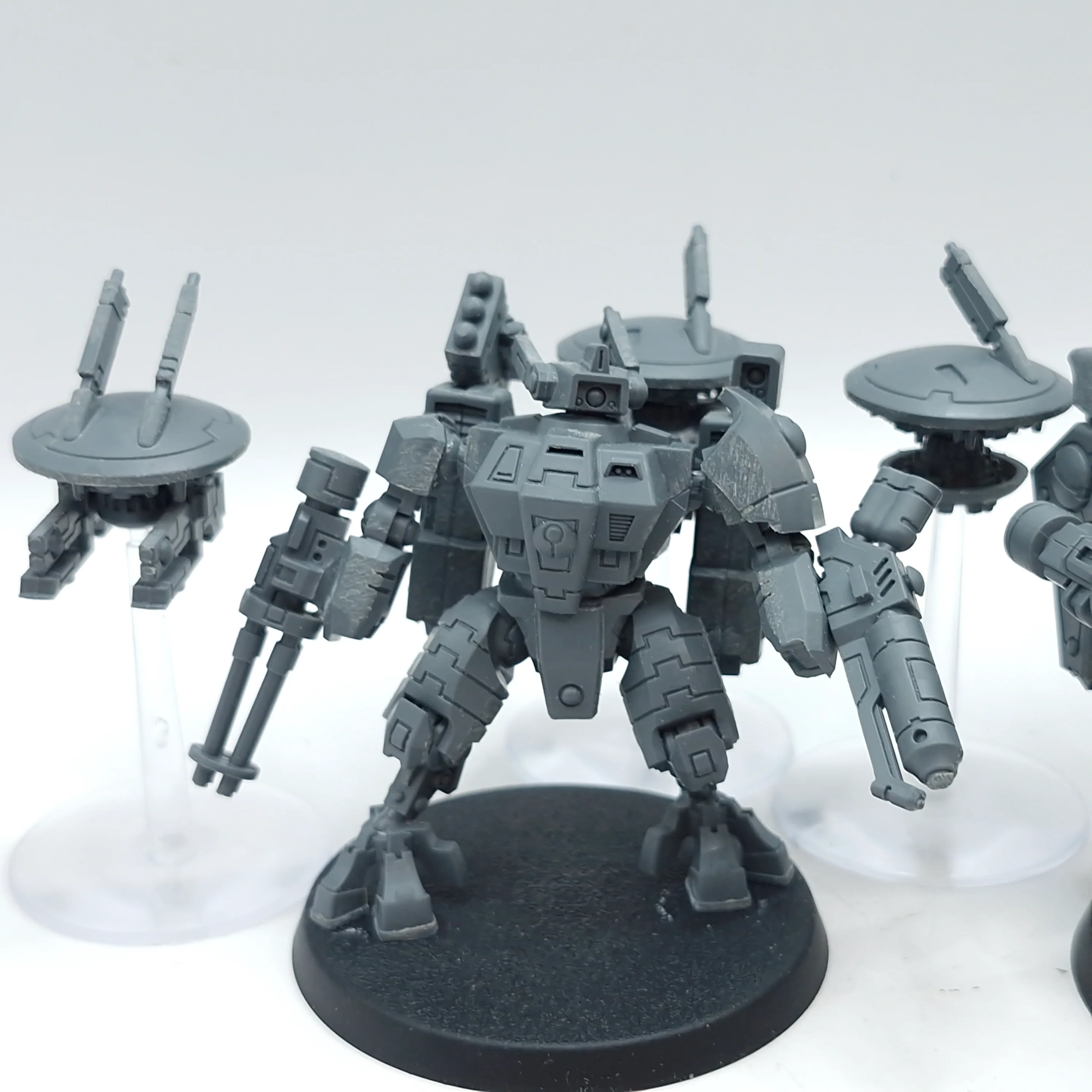 Warhammer 40k: T'au Empire Crisis Battlesuits (AZ201) - Image 2