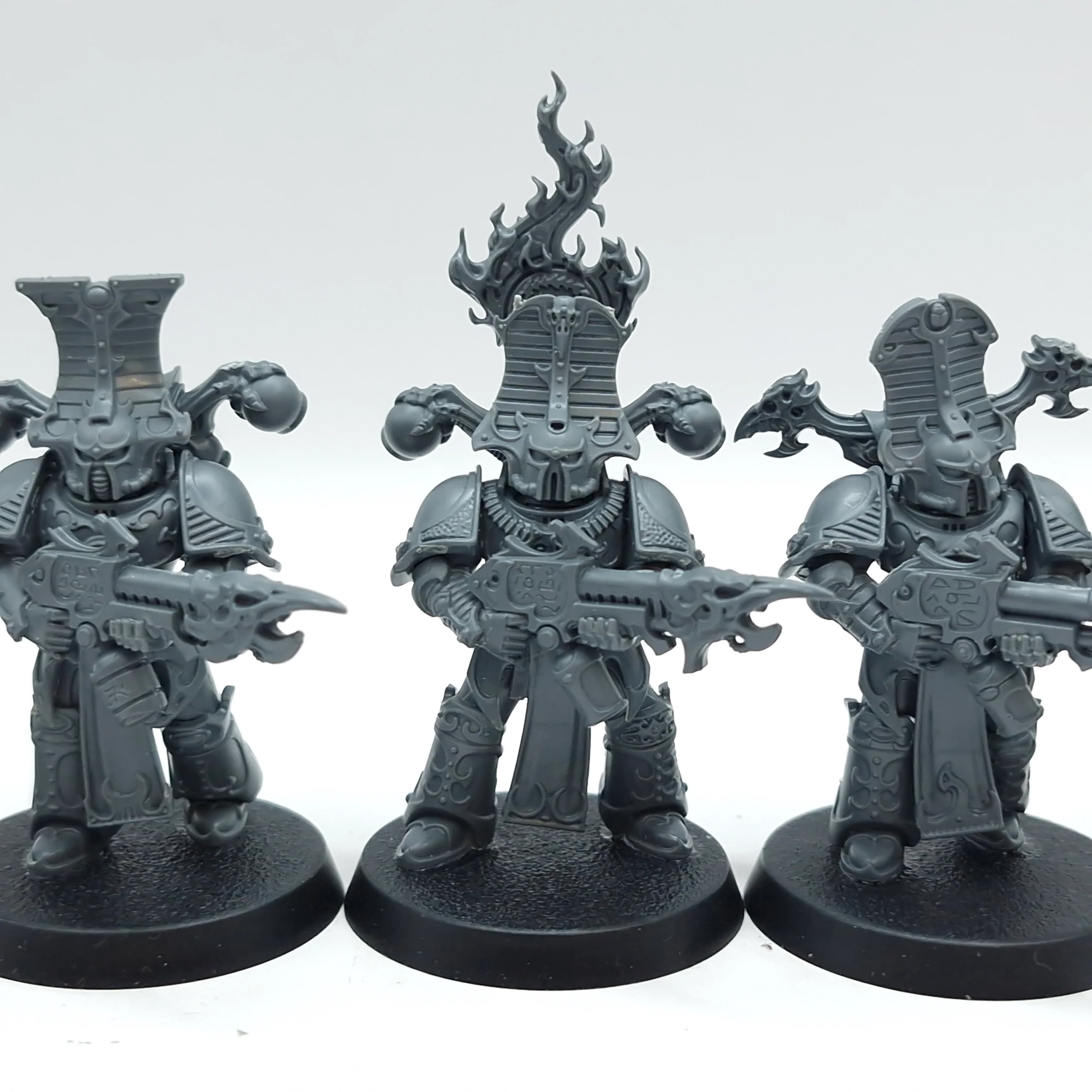Warhammer 40k: Thousand Sons Rubric Marines (AT005) - Image 6