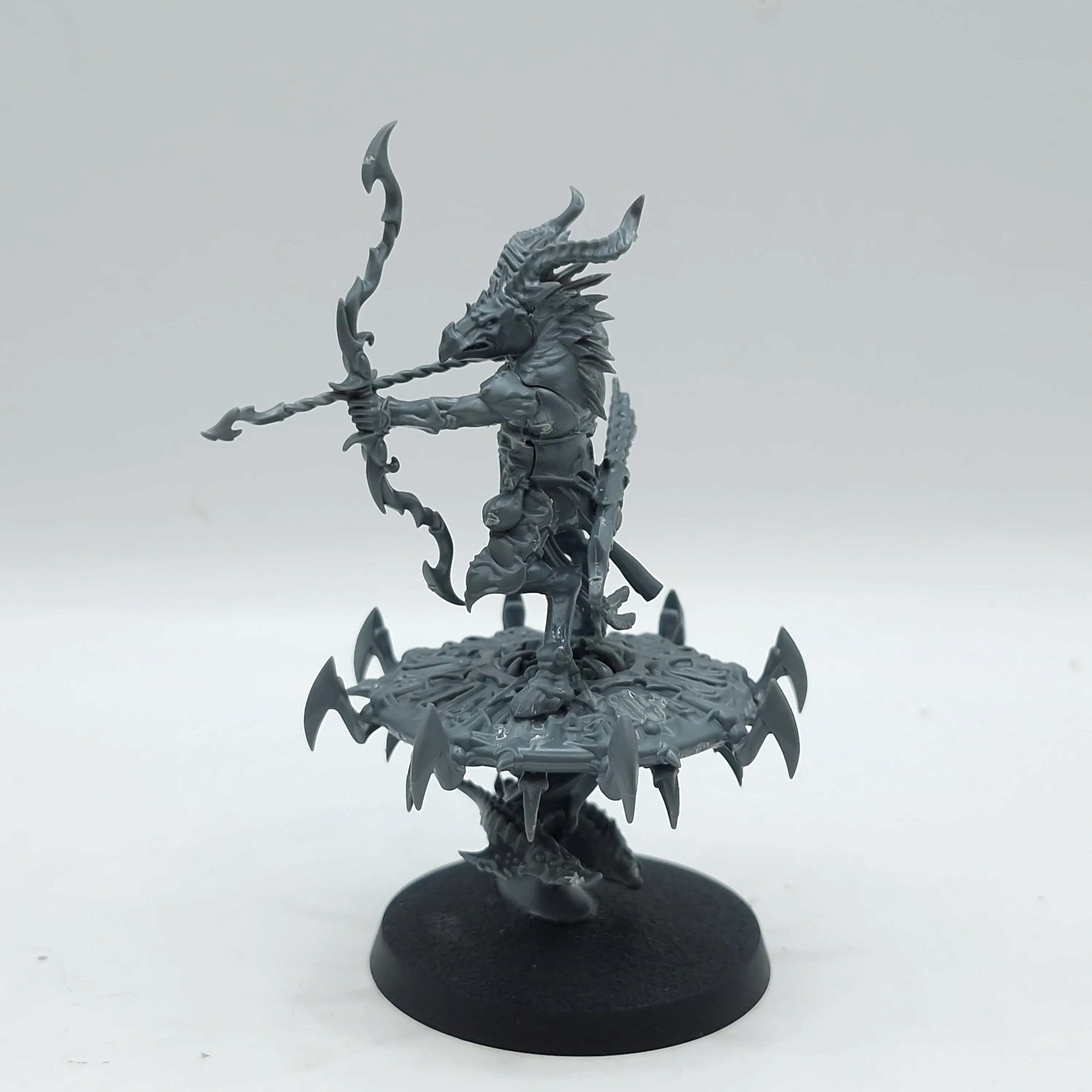 Warhammer 40k: Thousand Sons Tzaangor Enlightened (AN045) - Image 4