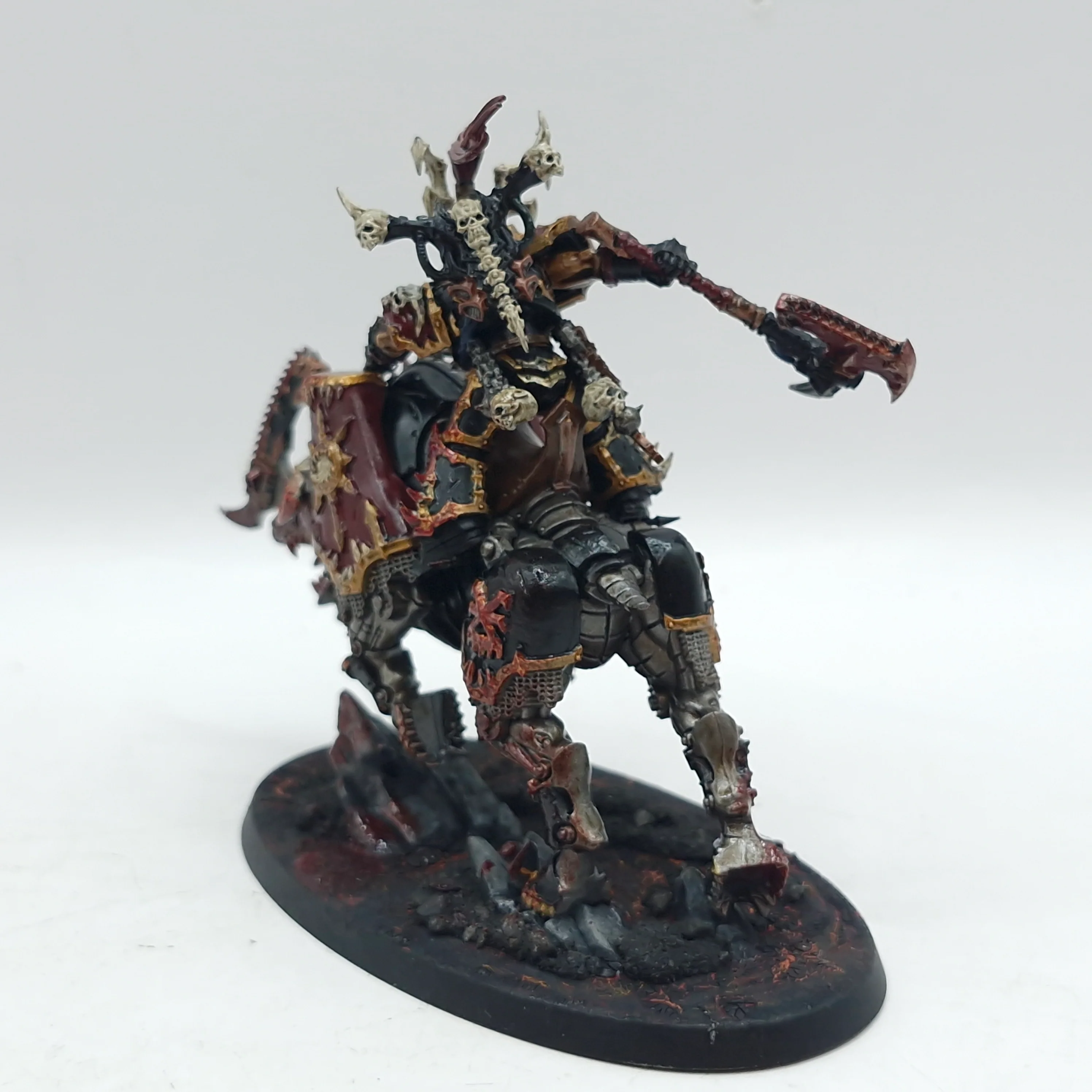Warhammer 40k: World Eaters Lord Invocatus - Painted (BI209) - Image 4