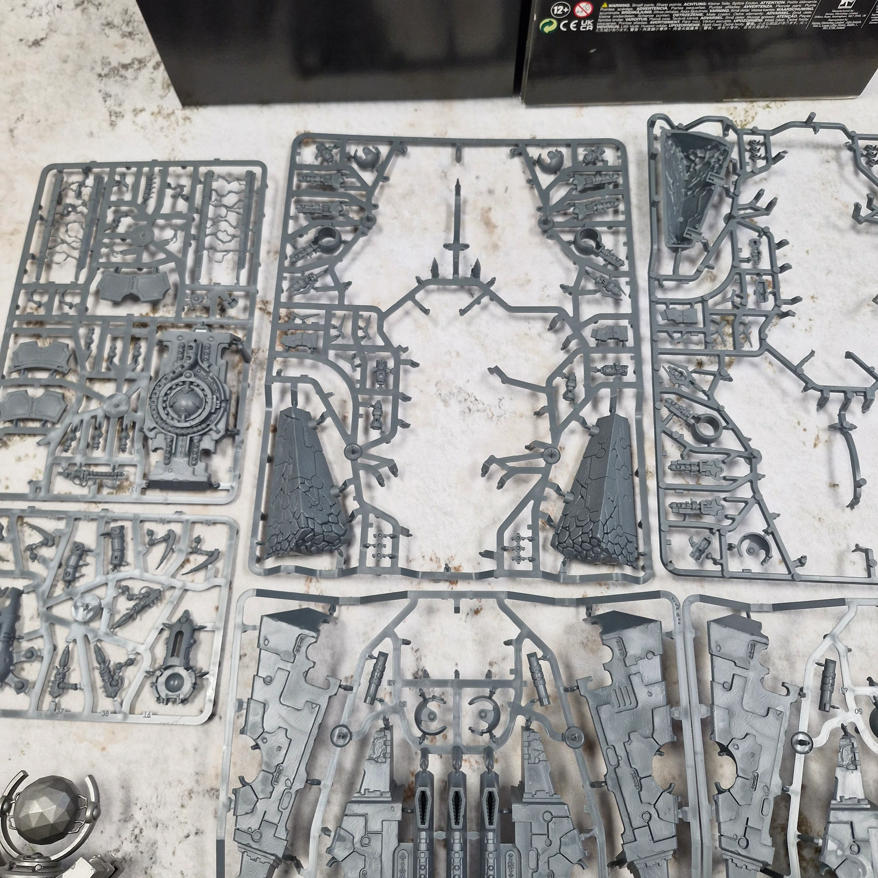 Warhammer 40k Necron Monolith - Part Assembled AV324 - Image 6