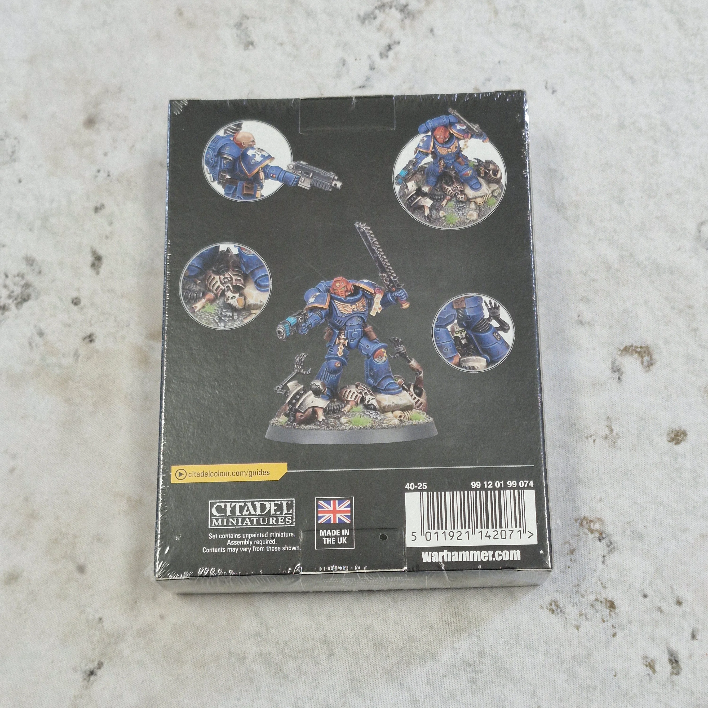 Warhammer 40k Space Marines Sergeant Castus - Commemorative Series AY220 - Image 3