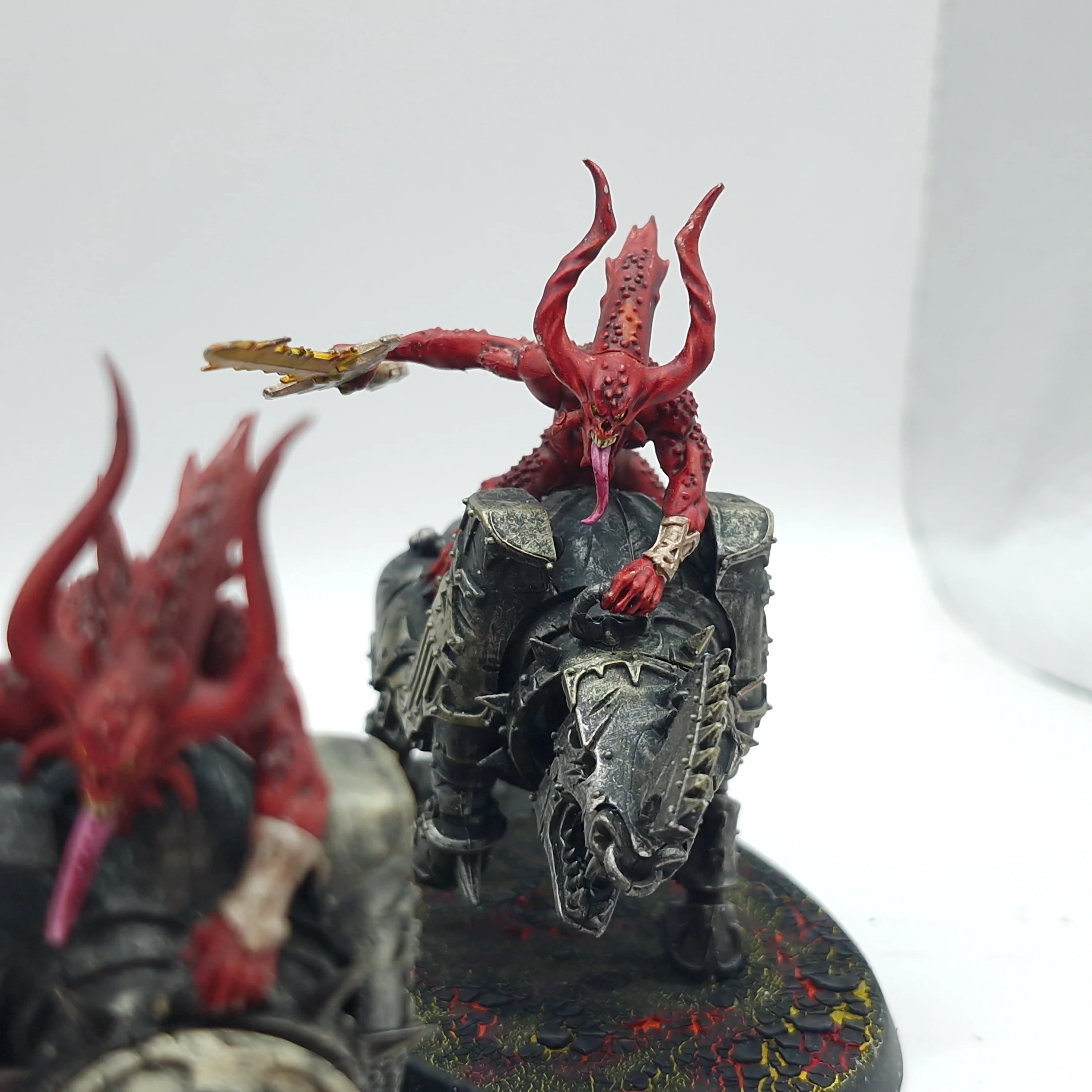 Warhammer Age of Sigmar: Blades of Khorne Bloodcrushers - Painted (AU079) - Image 7