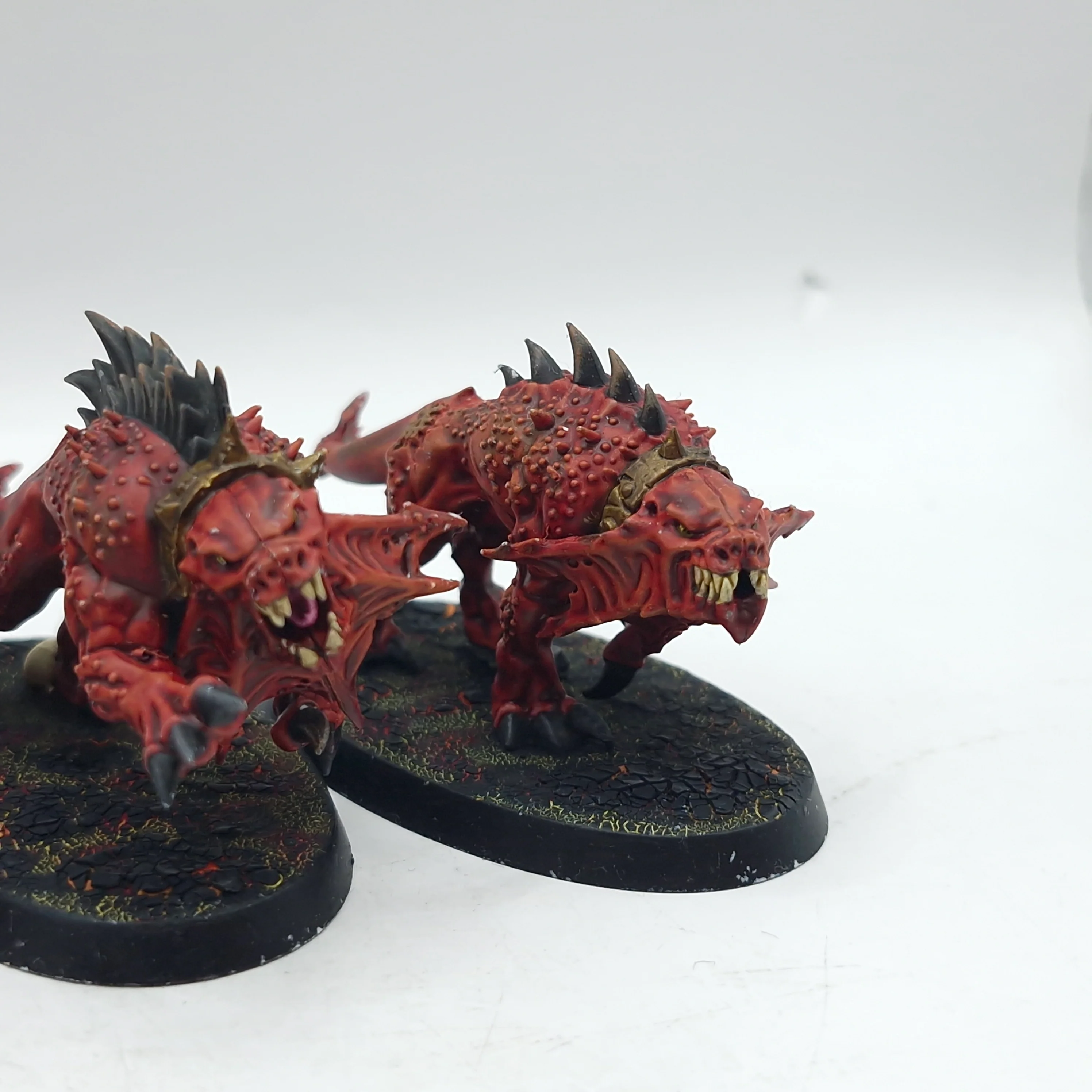 Warhammer Age of Sigmar: Blades of Khorne Flesh Hounds - Painted (AA188) - Image 6