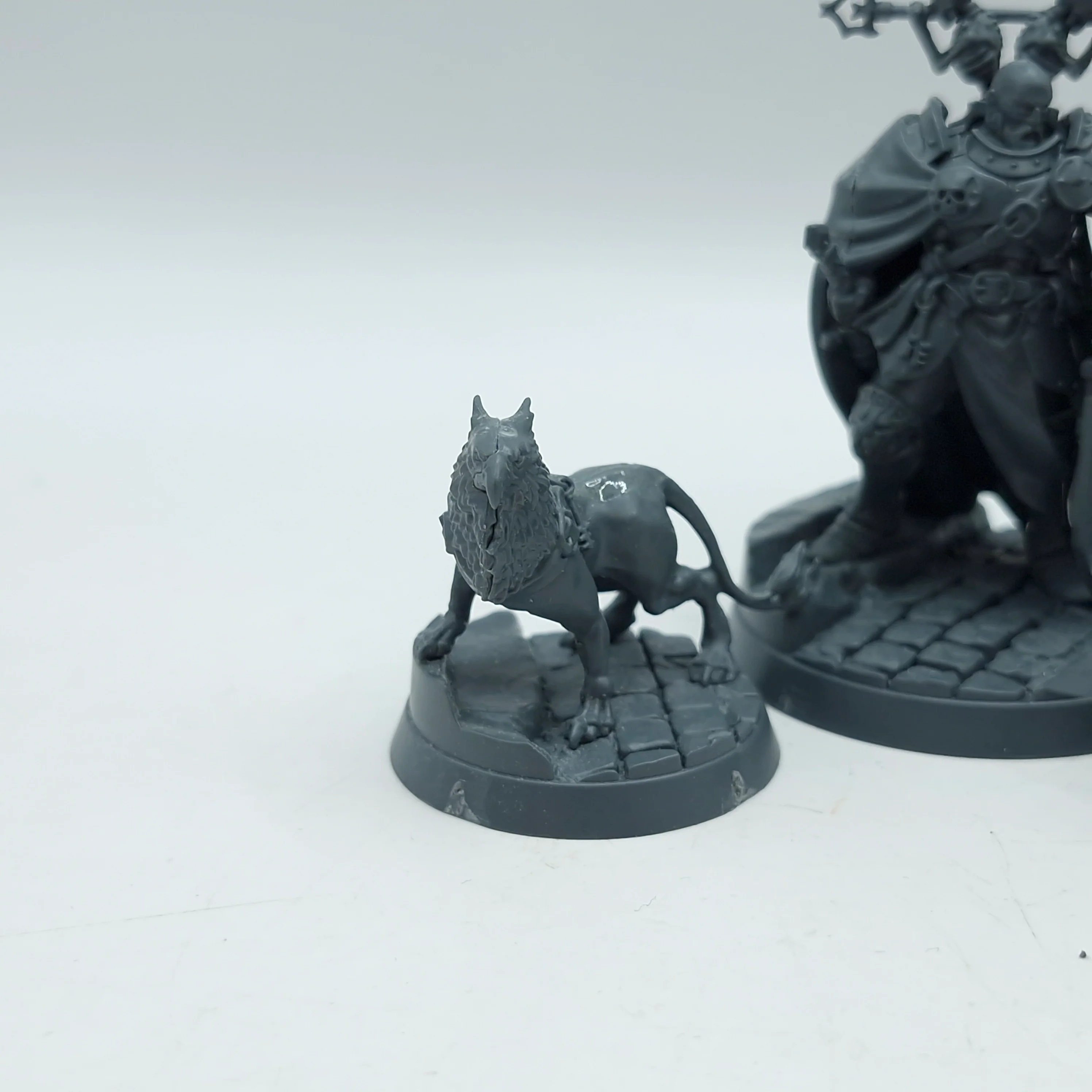 Warhammer Age of Sigmar: Cities of Sigmar Hexbane's Hunters and Cinderfall Heroes (BH159) - Image 2