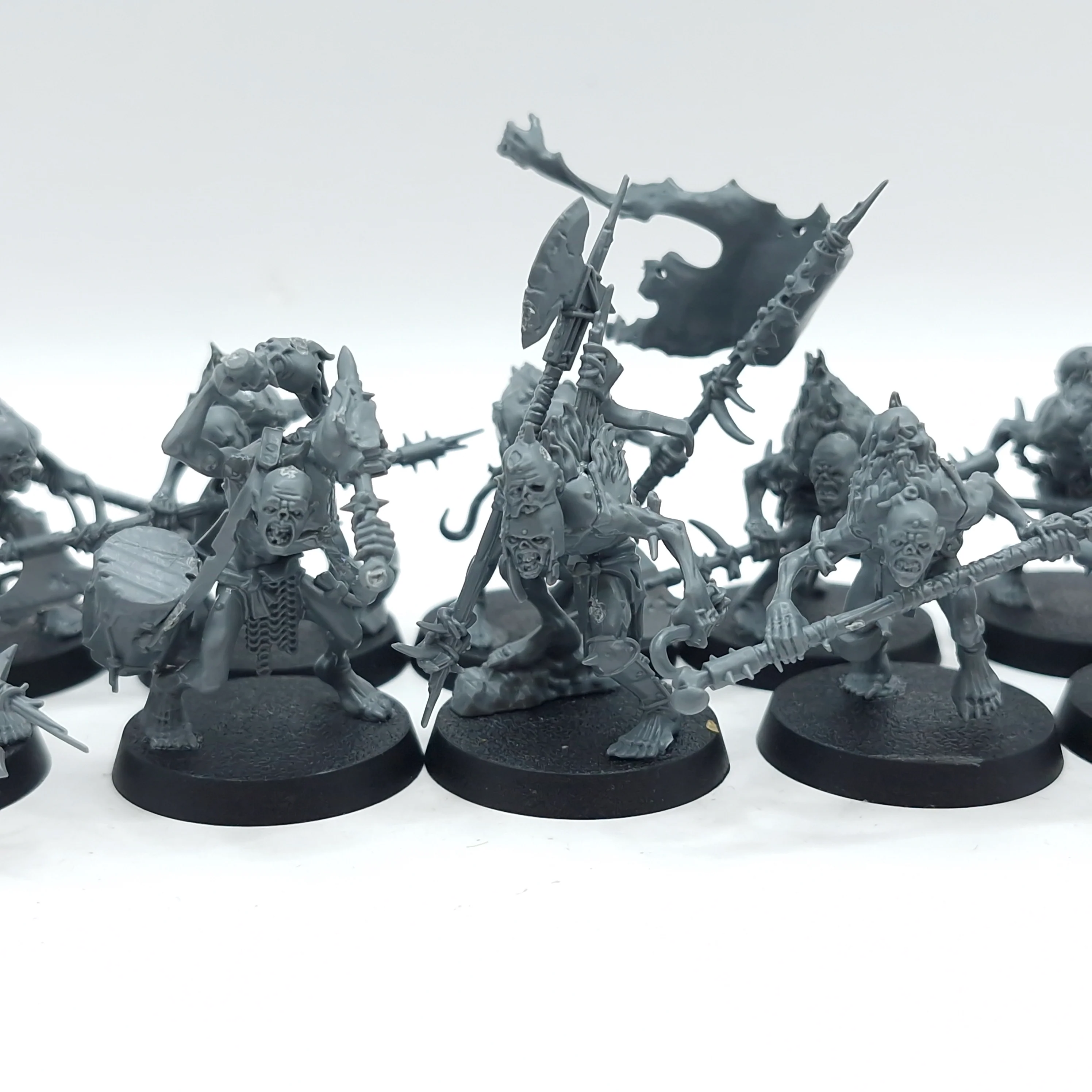 Warhammer Age of Sigmar: Flesh Eater Courts Cryptguard (AT248) - Image 3