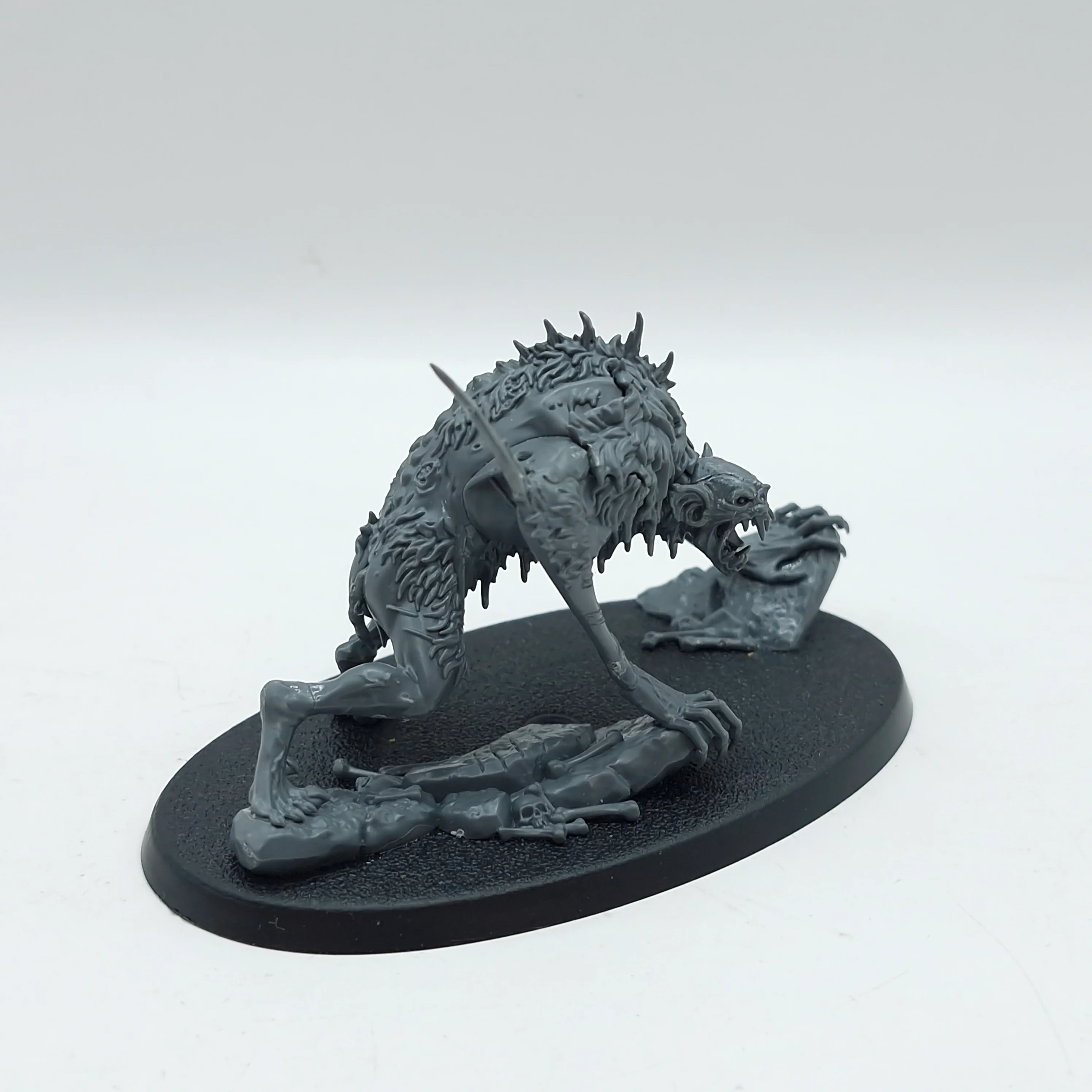 Warhammer Age of Sigmar: Flesh Eater Courts Vargulf Courtier (AI054) - Image 5