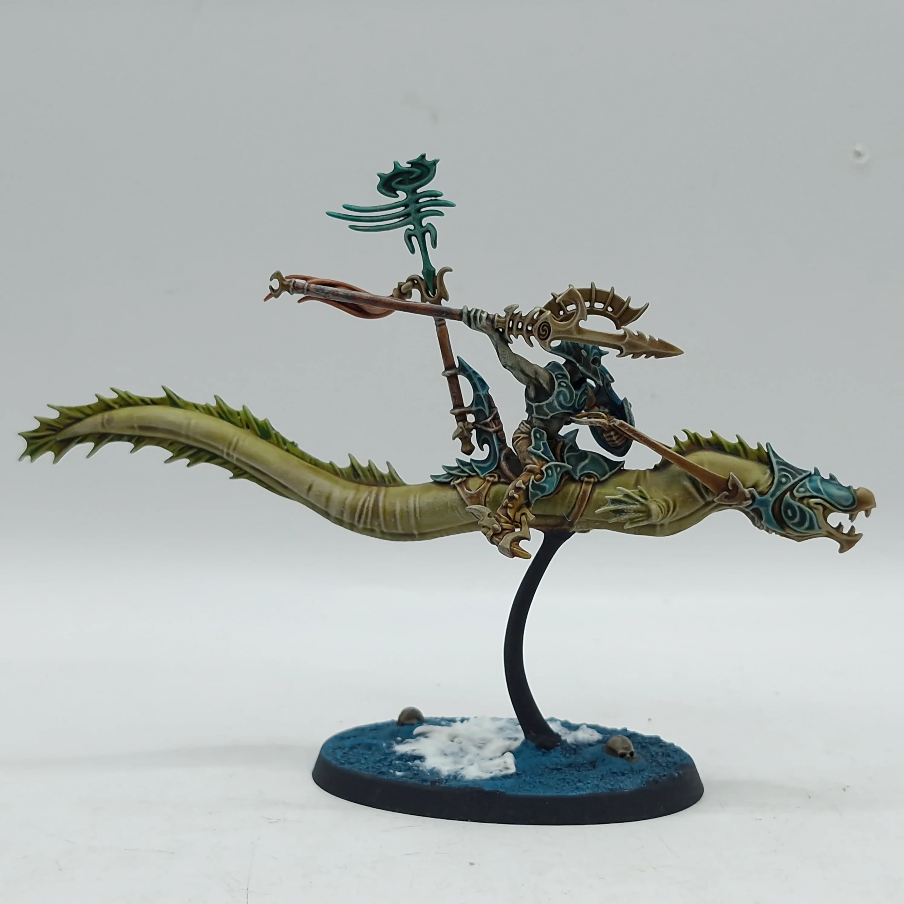 Warhammer Age of Sigmar: Idoneth Deepkin Akhelian Ishlaen Guard - Well Painted (BA116) - Image 5
