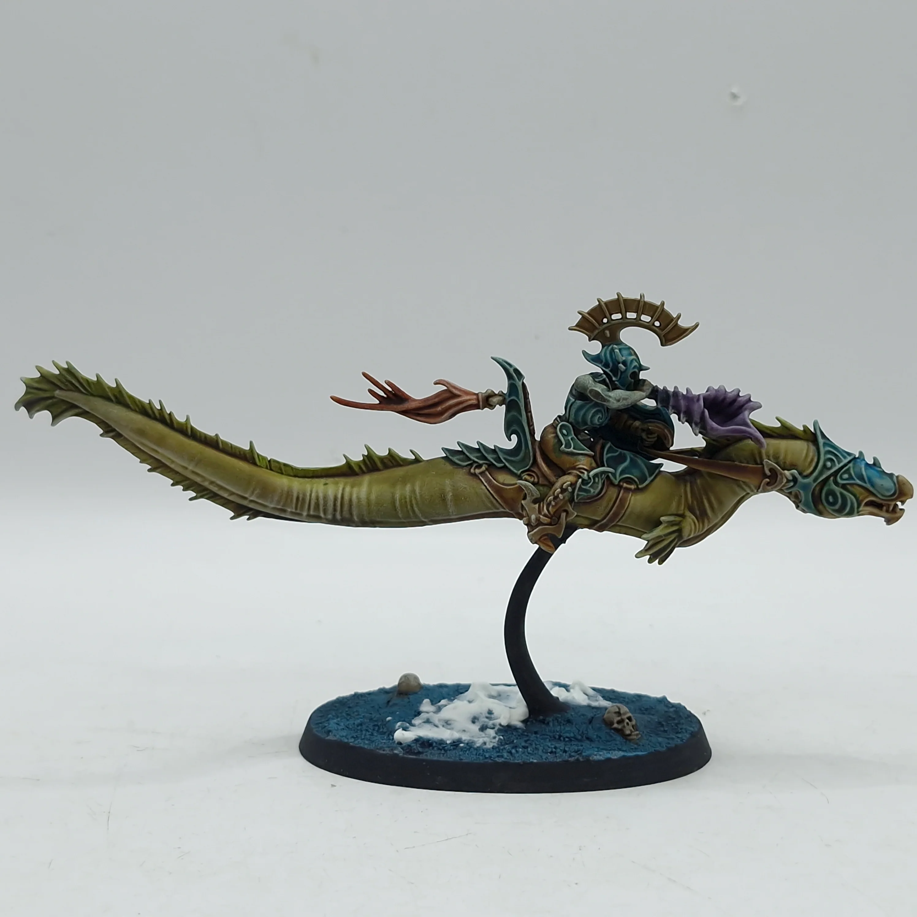 Warhammer Age of Sigmar: Idoneth Deepkin Akhelian Ishlaen Guard - Well Painted (BA116) - Image 7