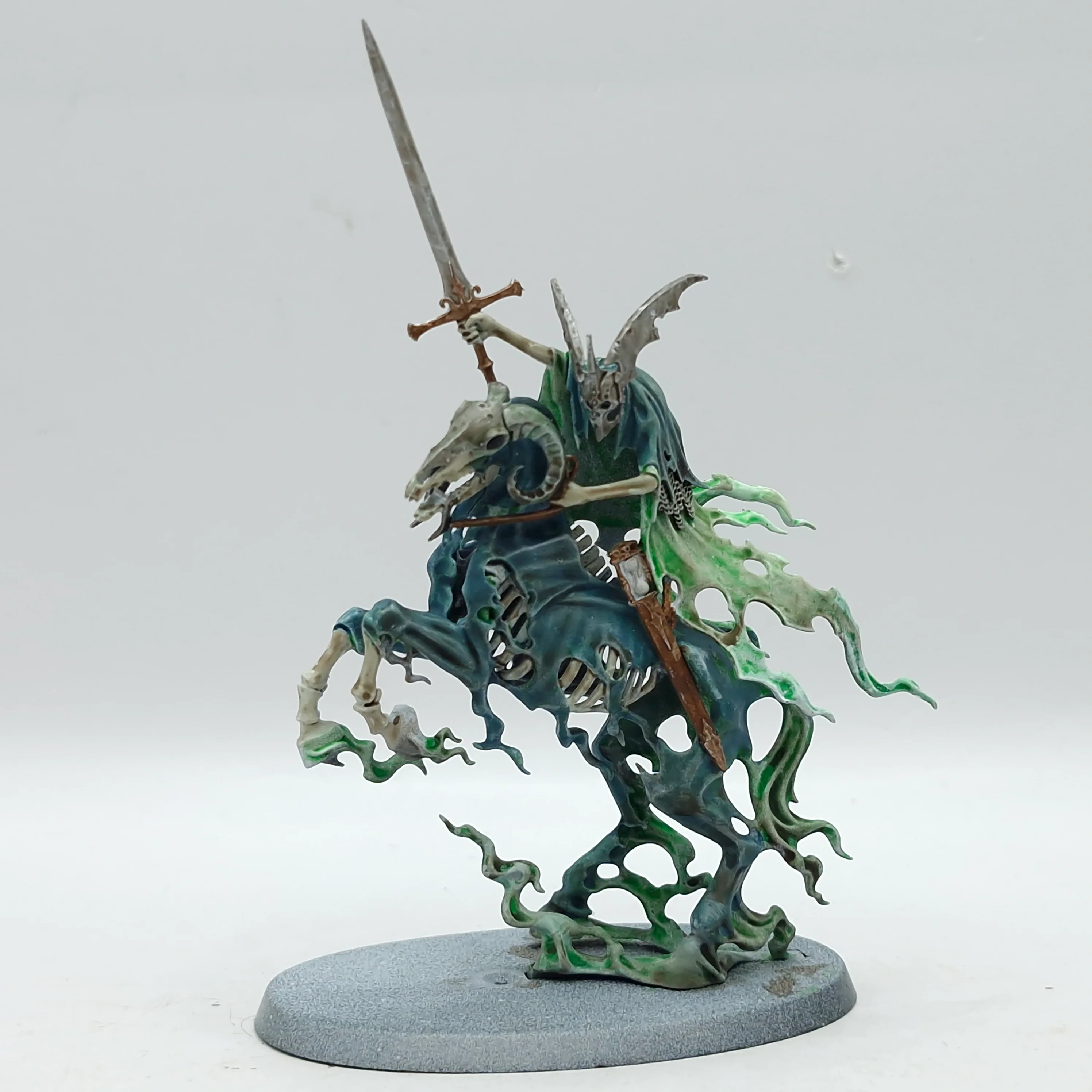Warhammer Age of Sigmar: Nighthaunt Knight of Shrouds on Ethereal Steed (BJ018)