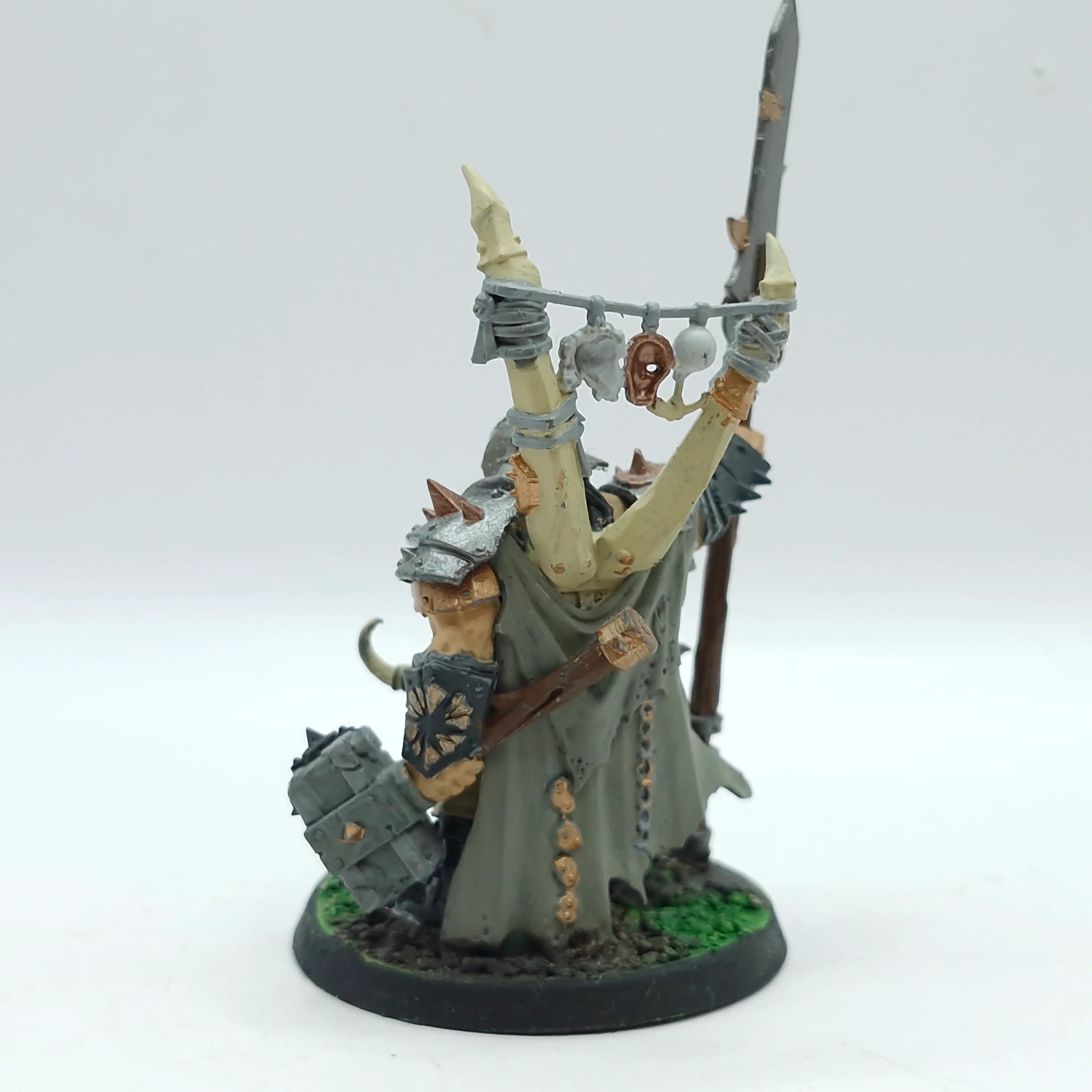 Warhammer Age of Sigmar: Ogor Mawtribes Tyrant and Butcher (AD218) - Image 3