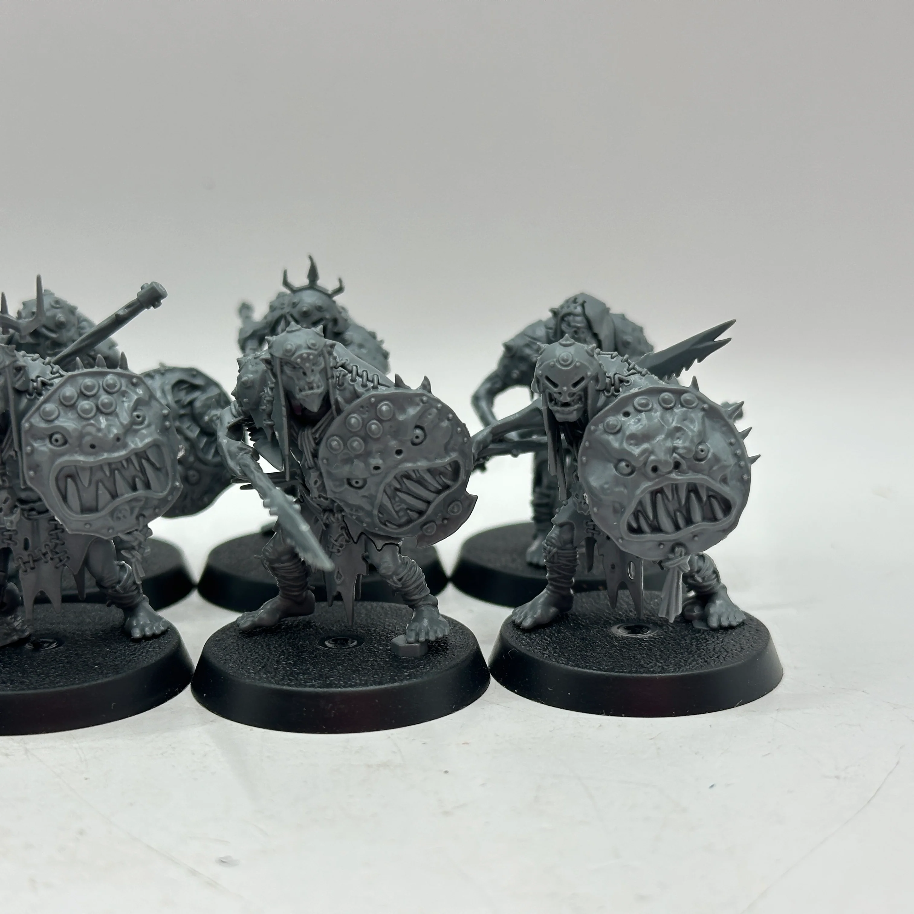 Warhammer Age of Sigmar: Orruk Warclans Gutrippaz (AD130) - Image 4