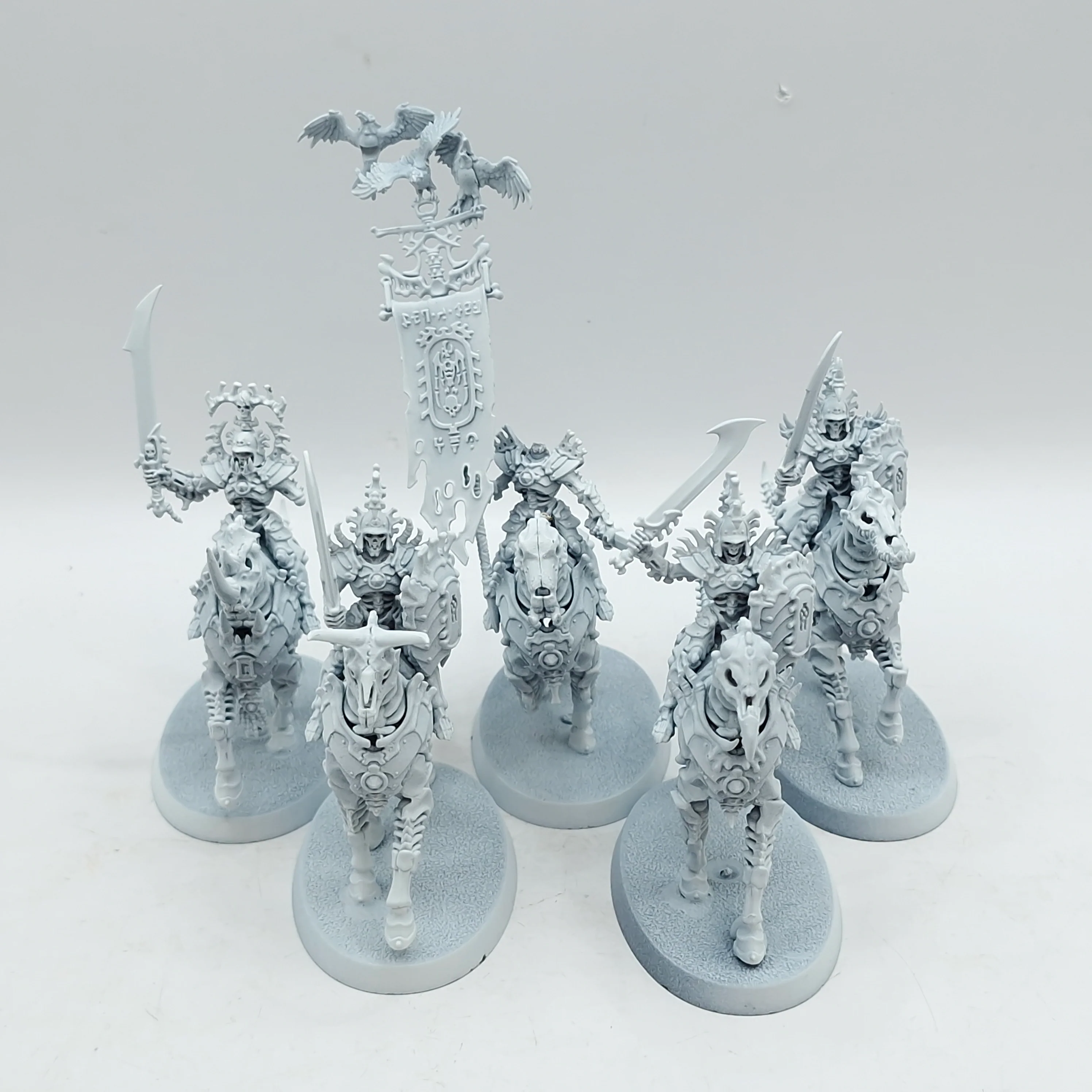 Warhammer Age of Sigmar: Ossiarch Bonereapers Kavalos Deathriders (AW005)