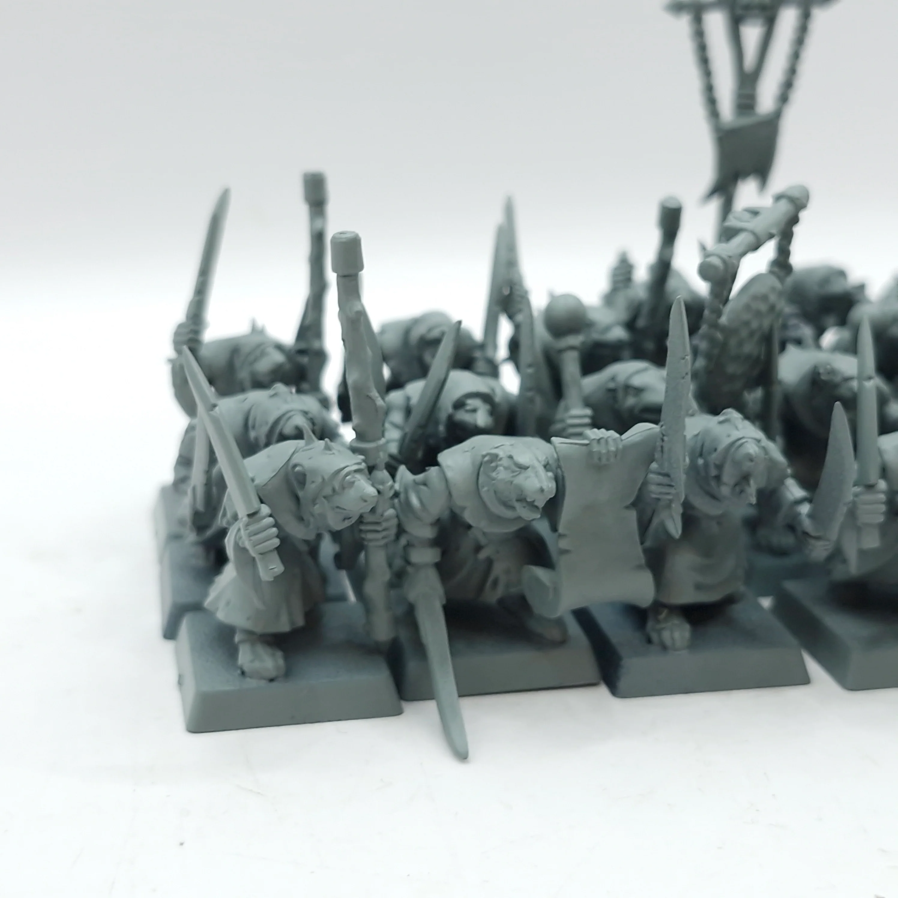 Warhammer Age of Sigmar: Skaven Plague Monks (AI212) - Image 2
