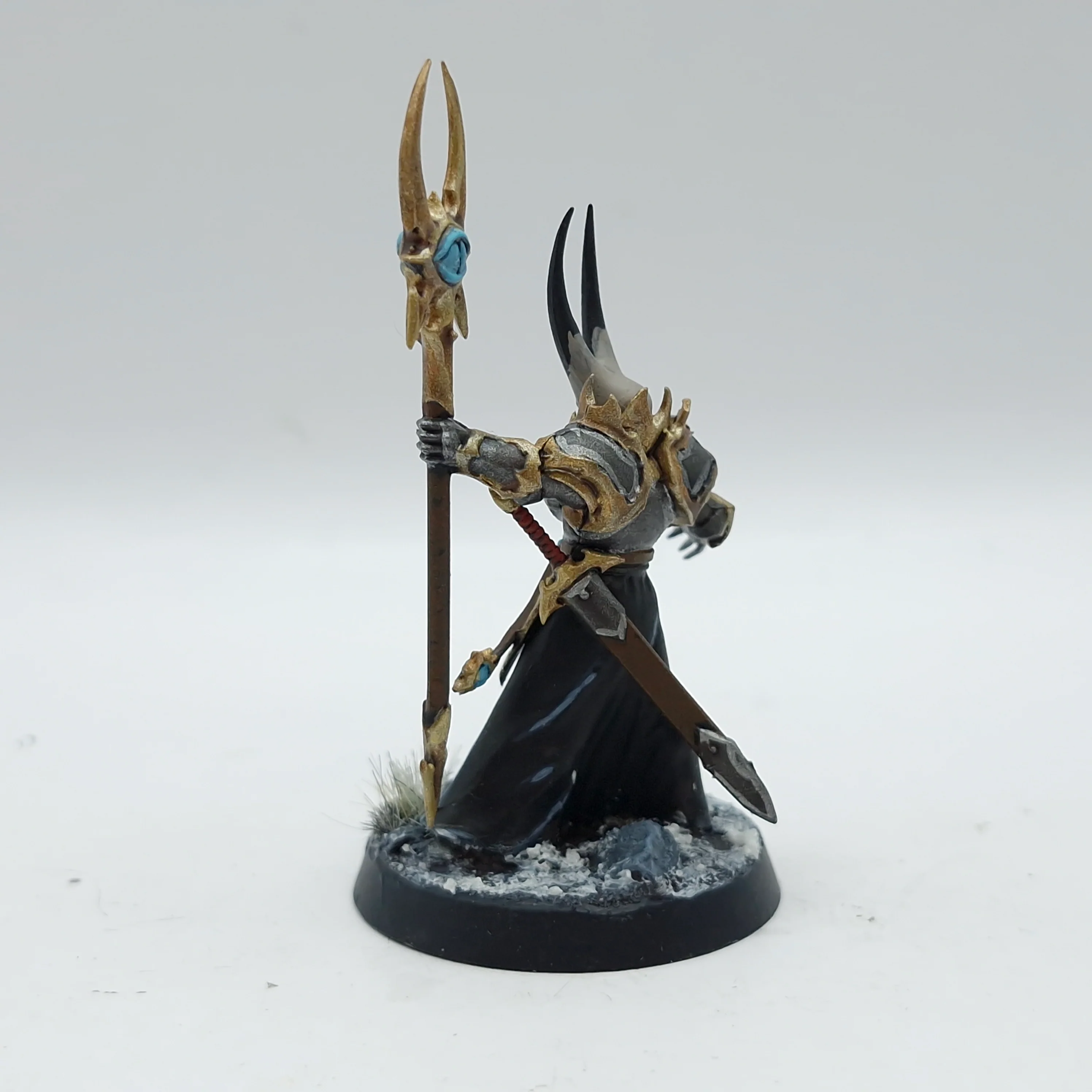 Warhammer Age of Sigmar: Slaves to Darkness Chaos Lord and Sorcerer - Well Painted (AQ104) - Image 3
